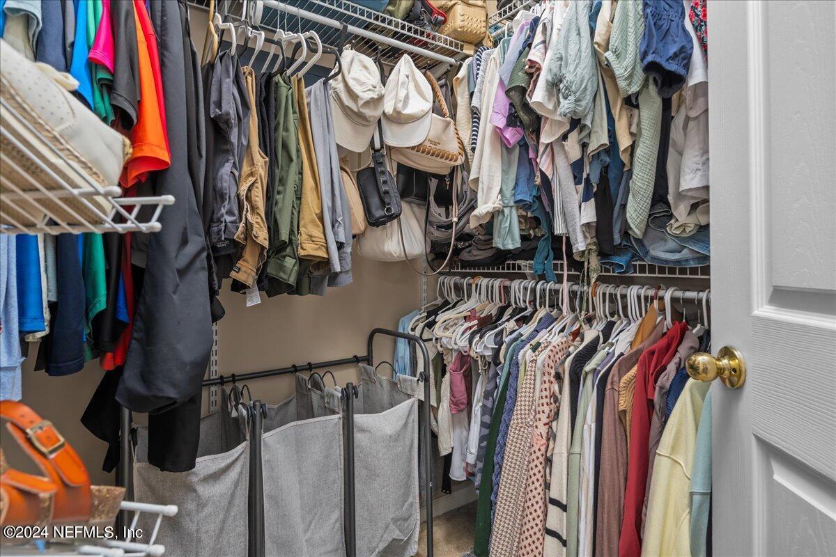 2699 CREEKFRONT Drive