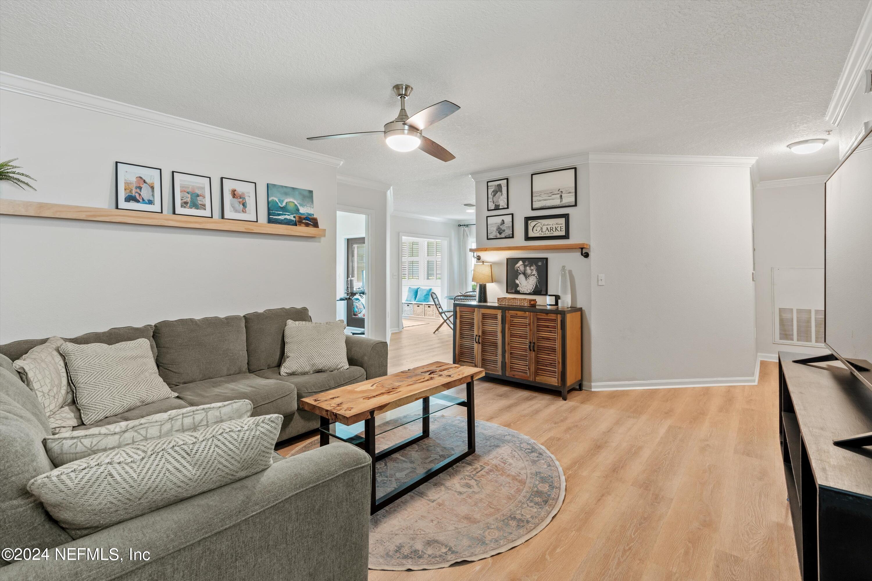 1655 THE GREENS Way, 2914