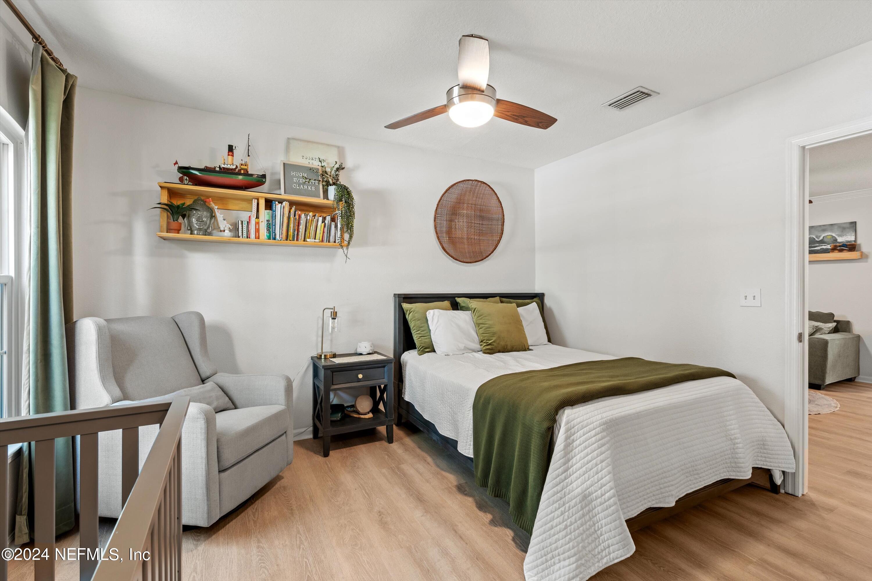 1655 THE GREENS Way, 2914