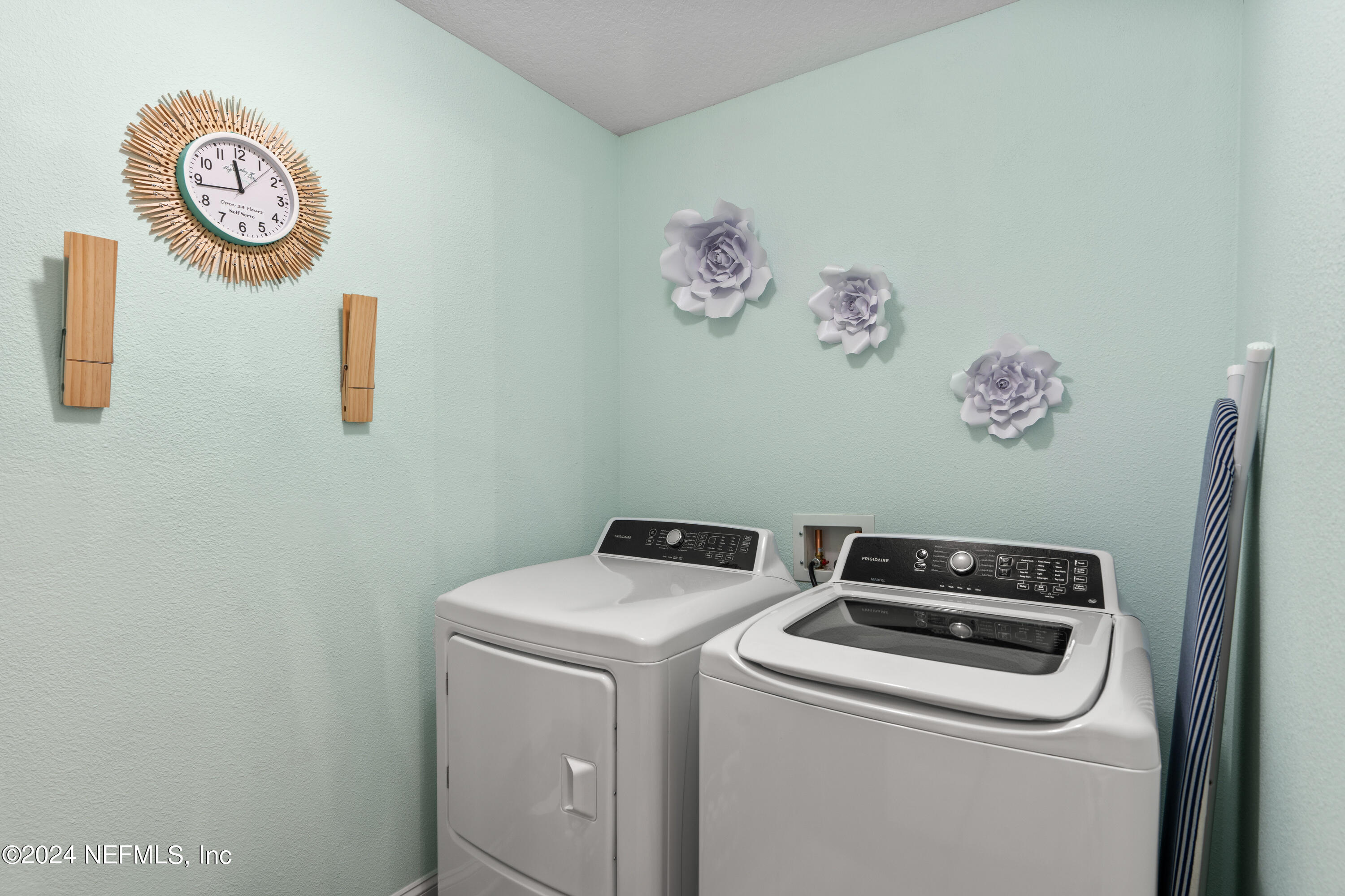 3232 CYPRESS WALK Place