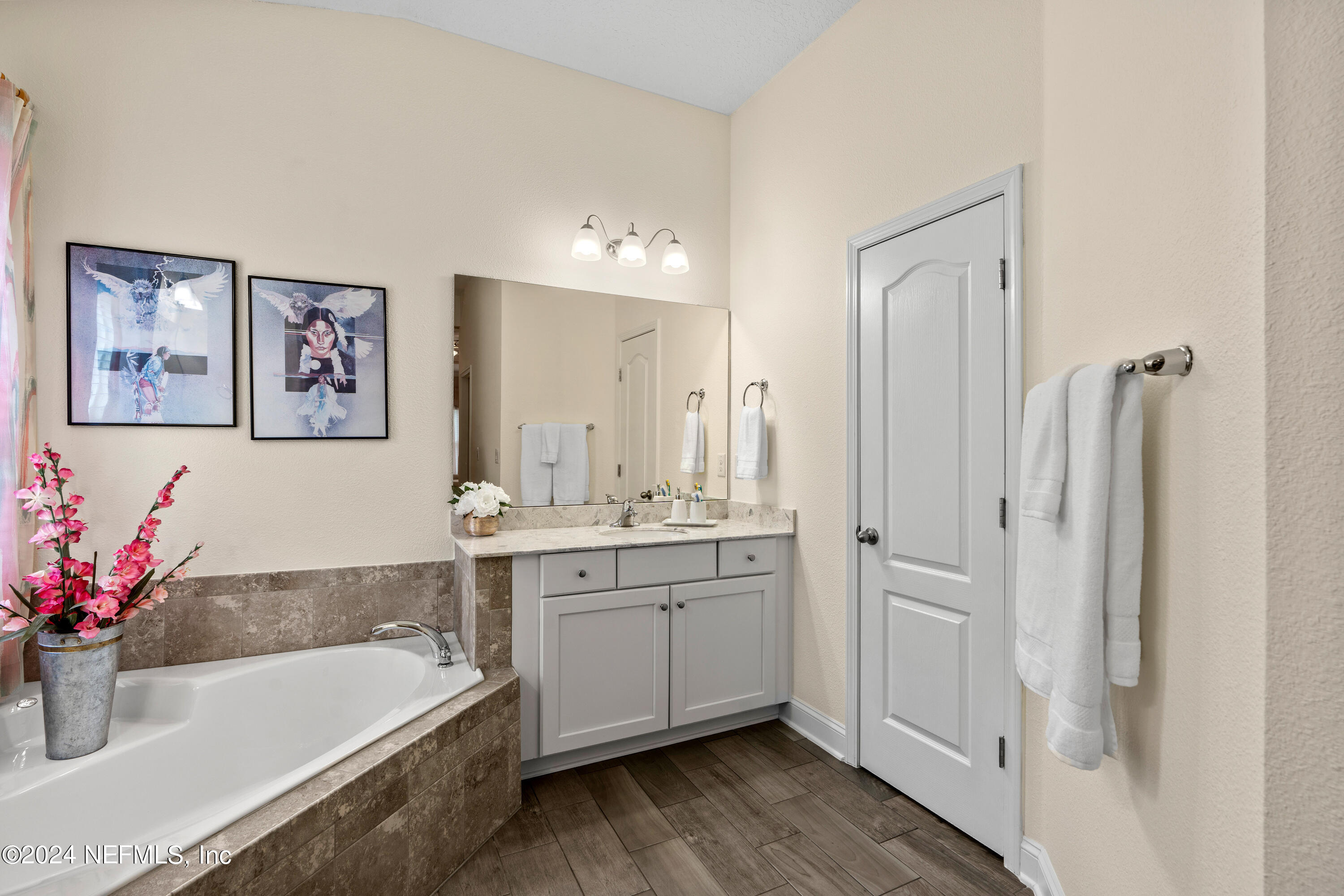 3232 CYPRESS WALK Place