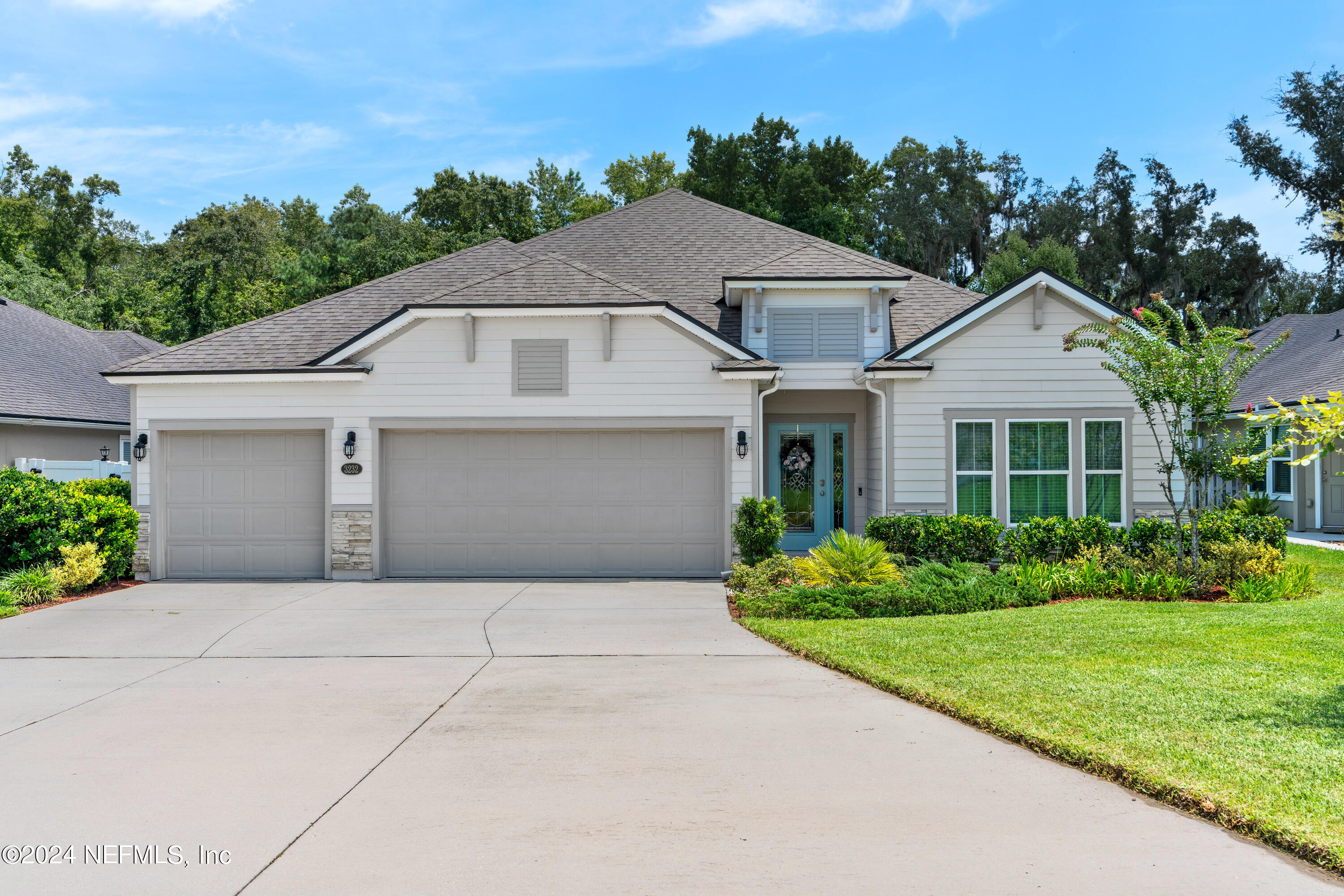 3232 CYPRESS WALK Place