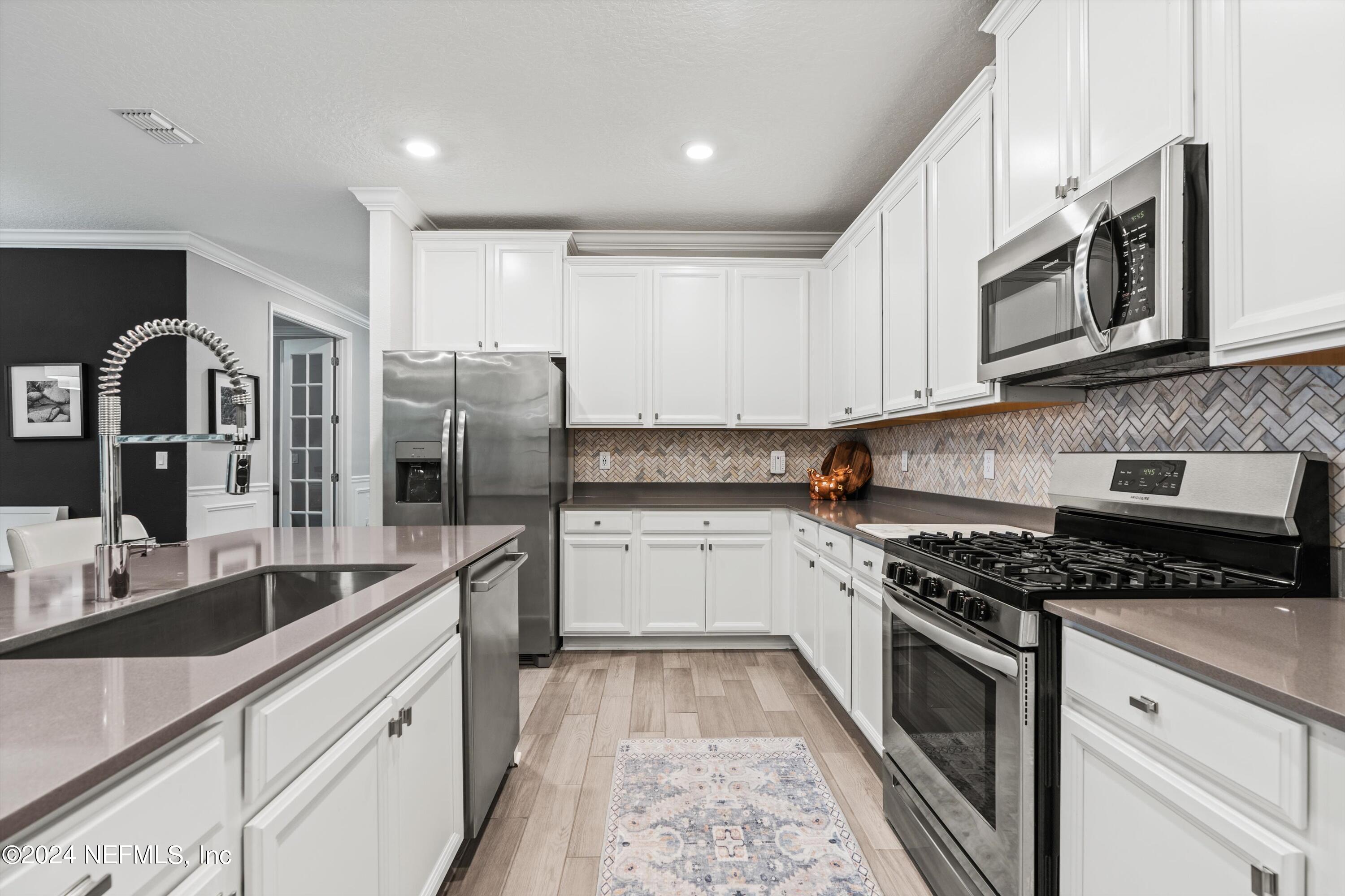 114 GREENIE Bend
