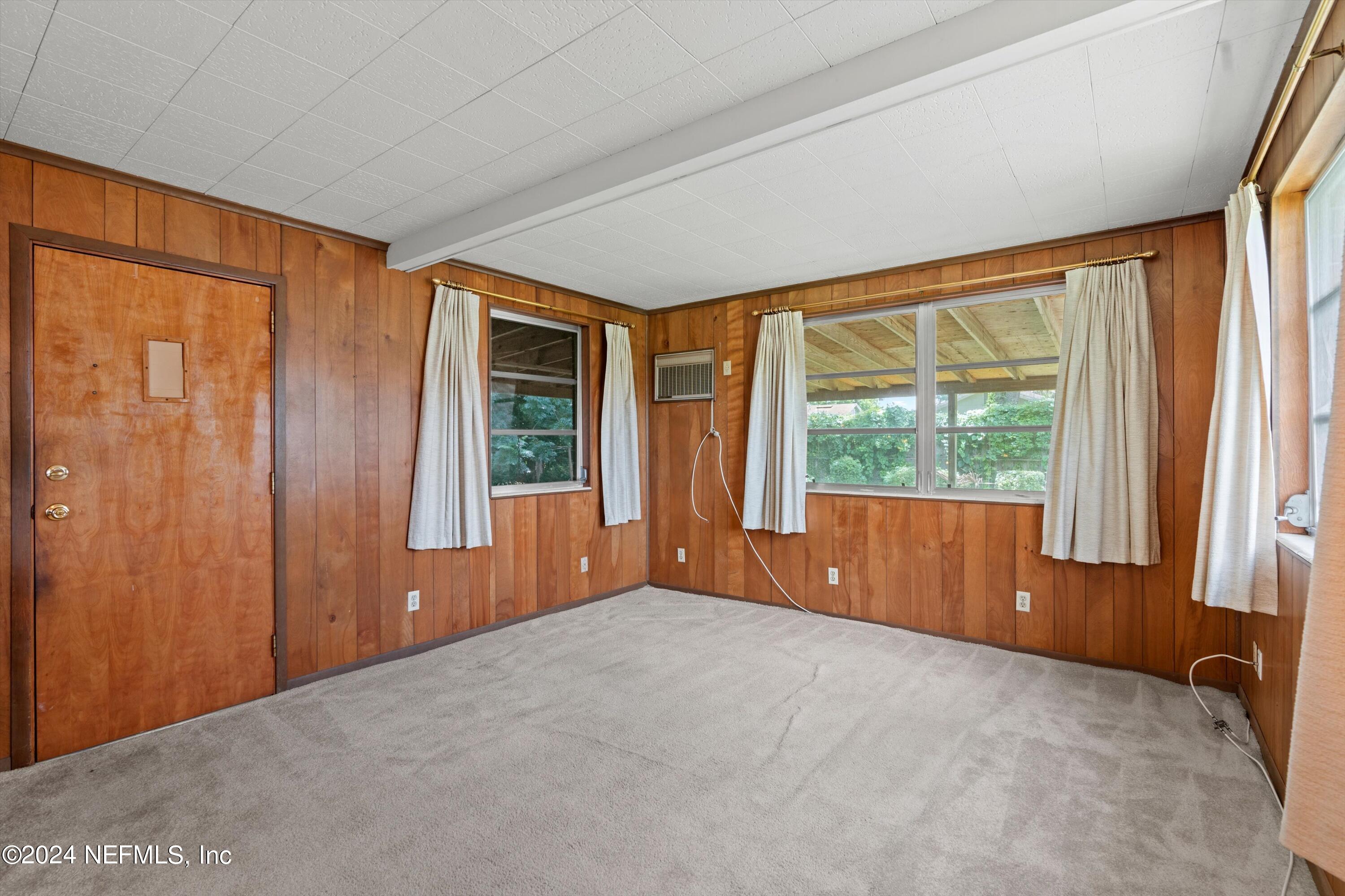 4242 APPLETON Avenue