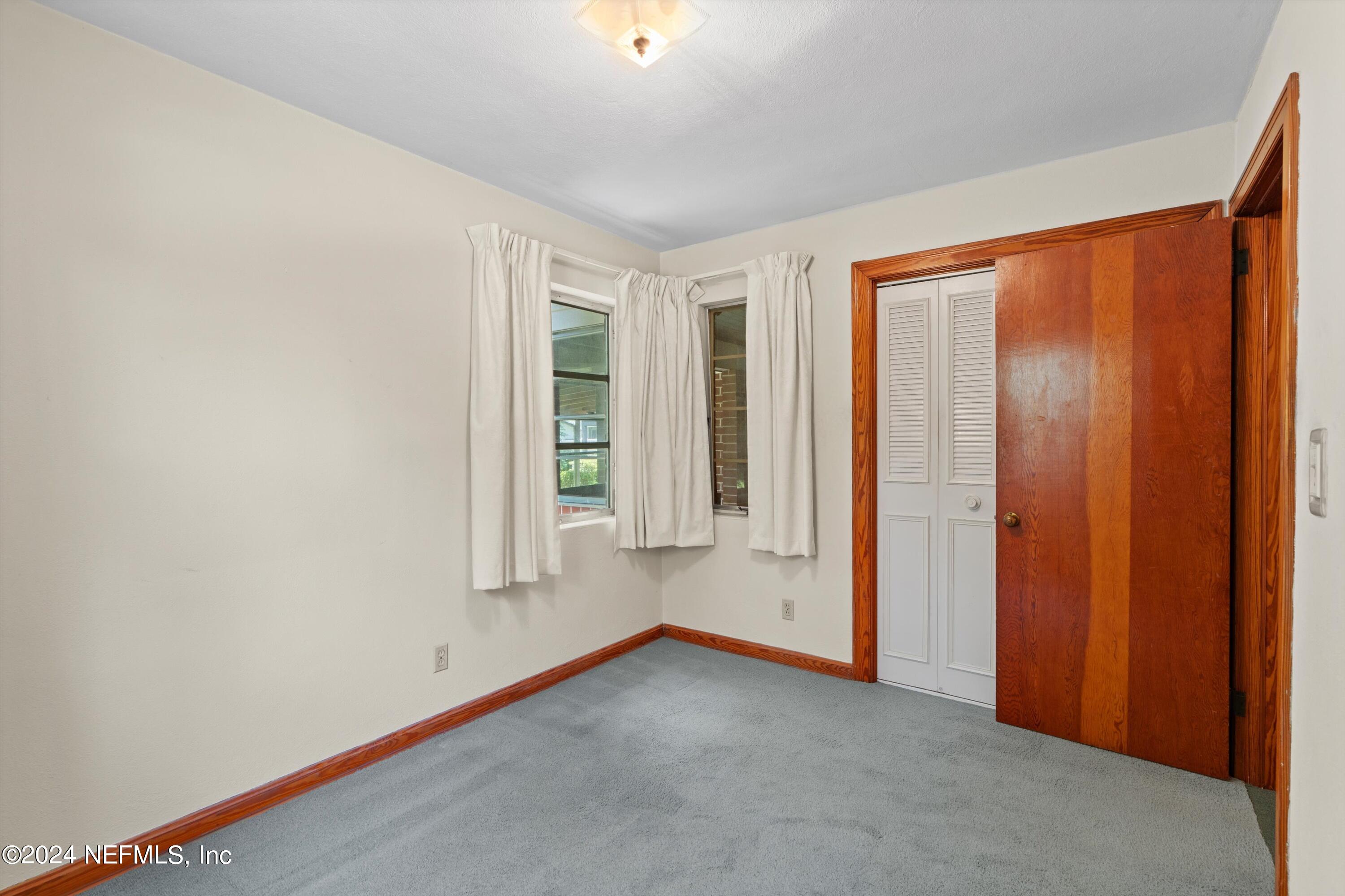 4242 APPLETON Avenue