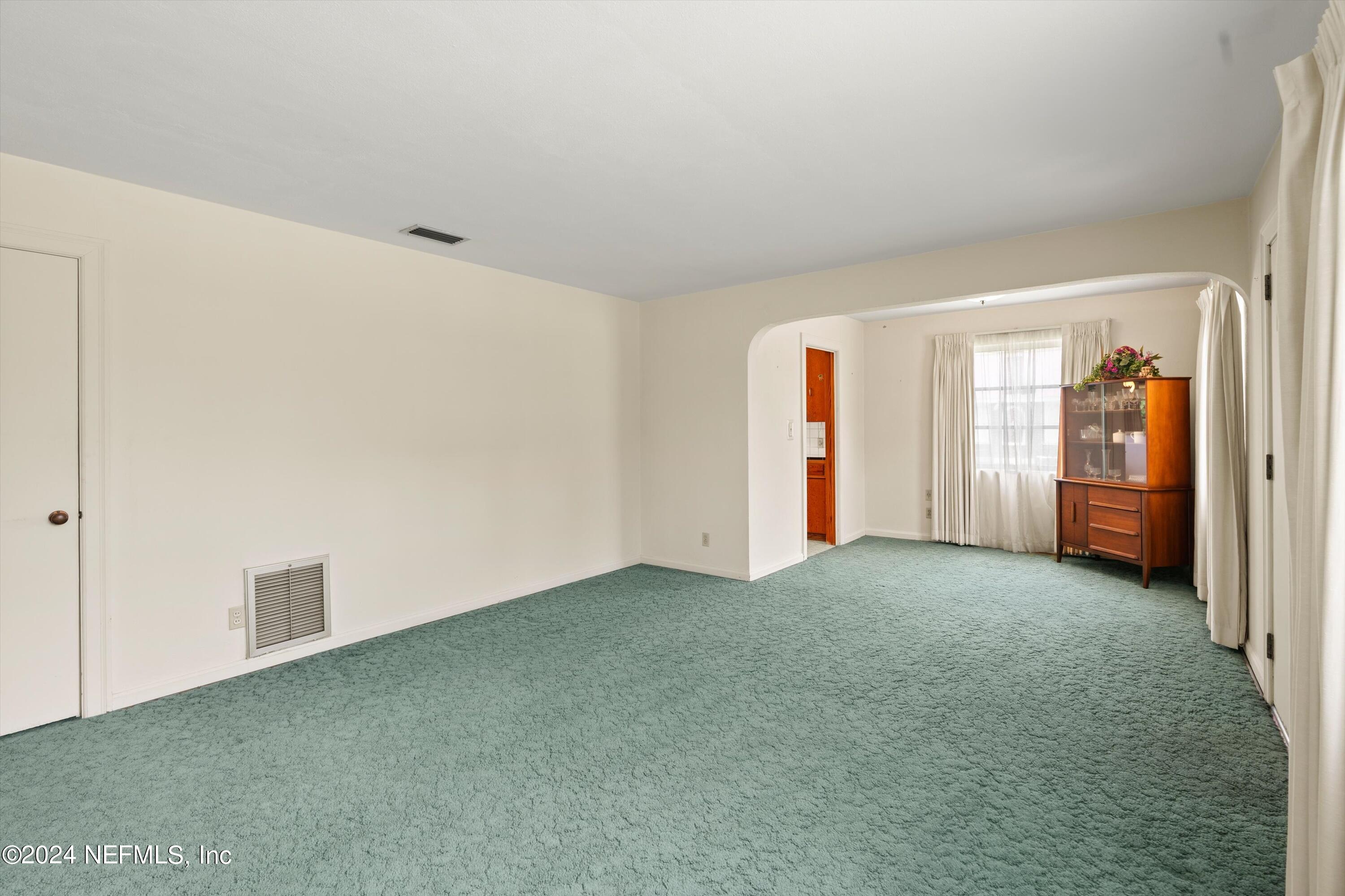 4242 APPLETON Avenue