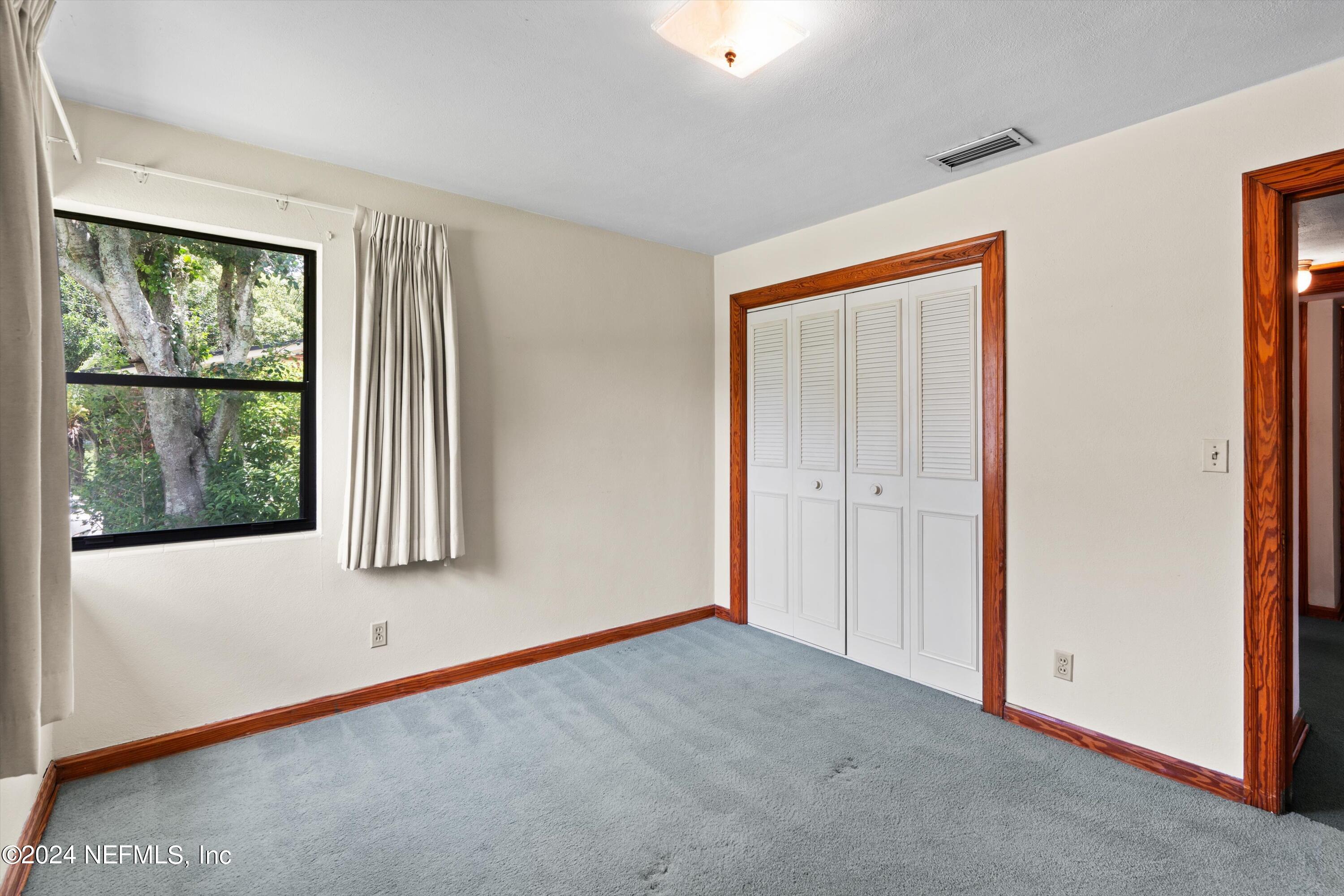 4242 APPLETON Avenue