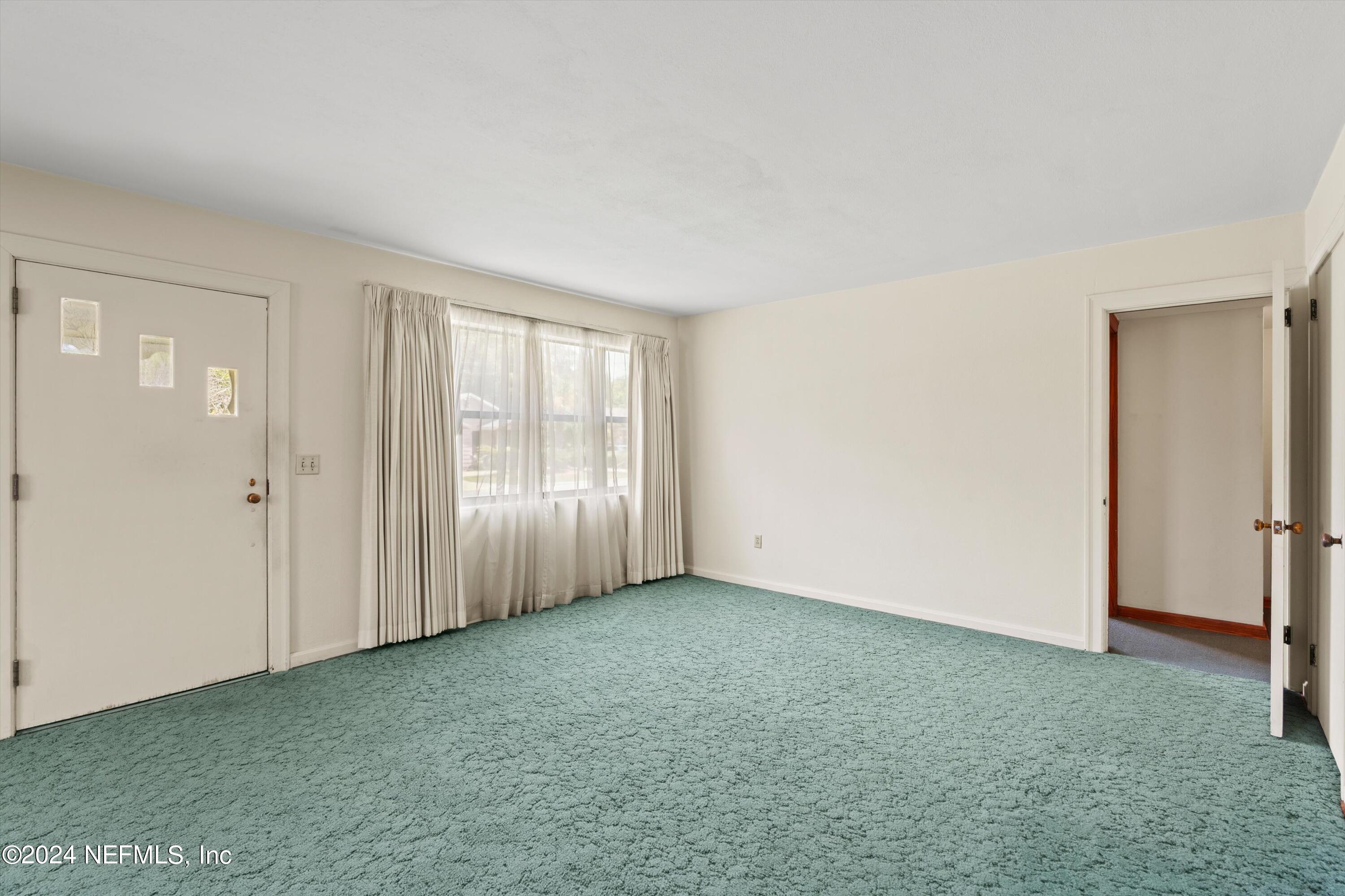 4242 APPLETON Avenue