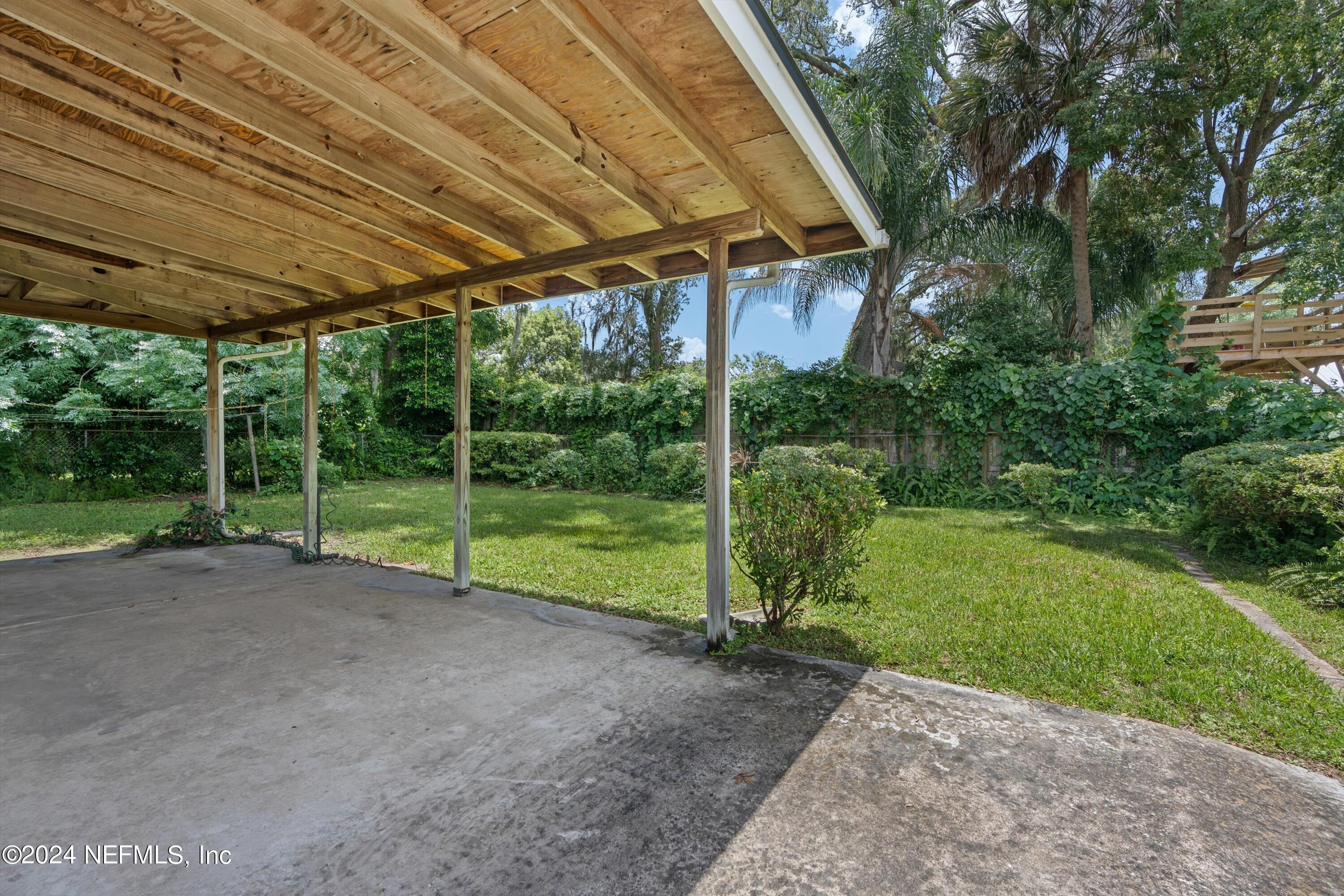 4242 APPLETON Avenue