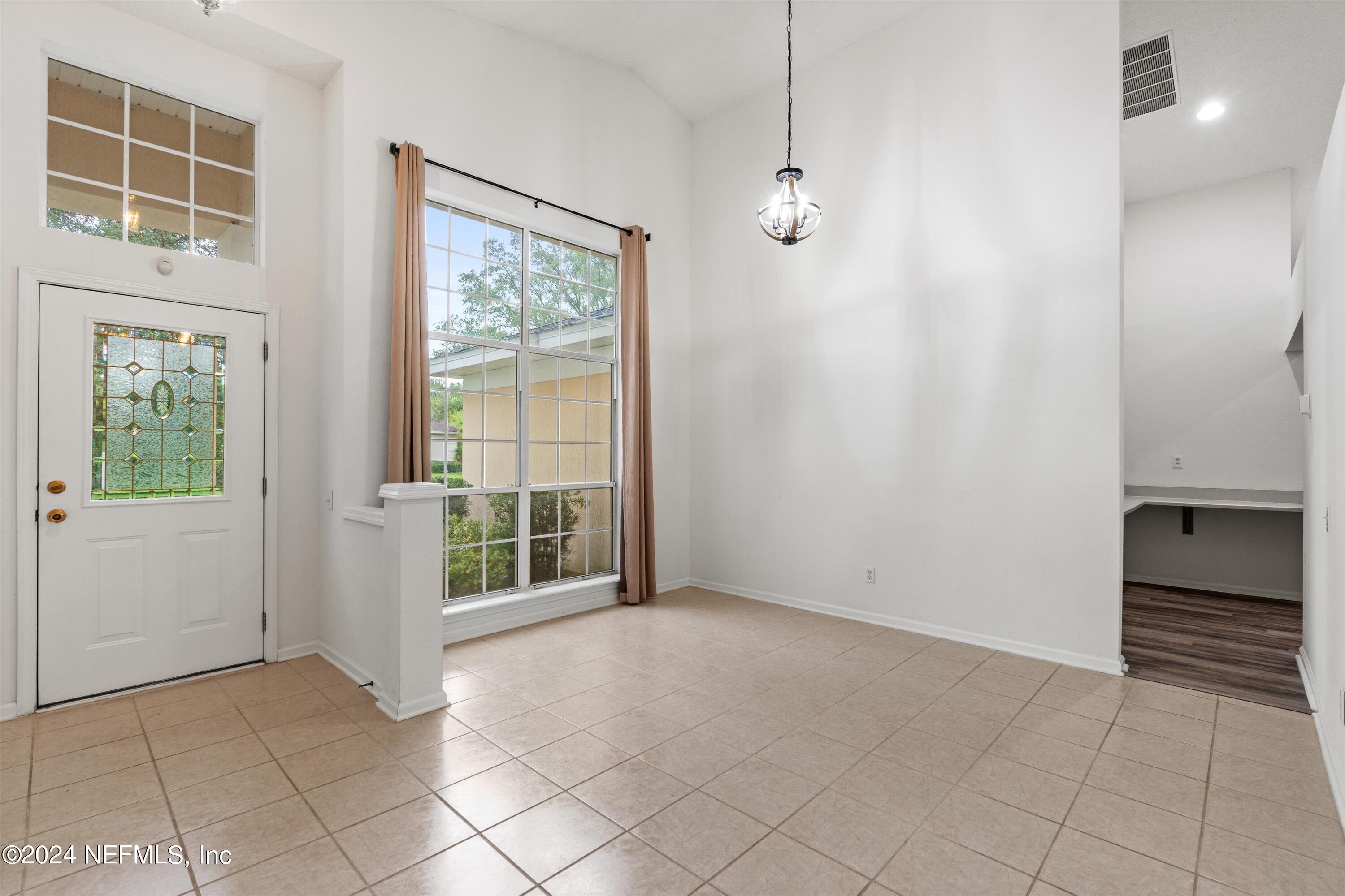 529 KERNAN MILL Lane