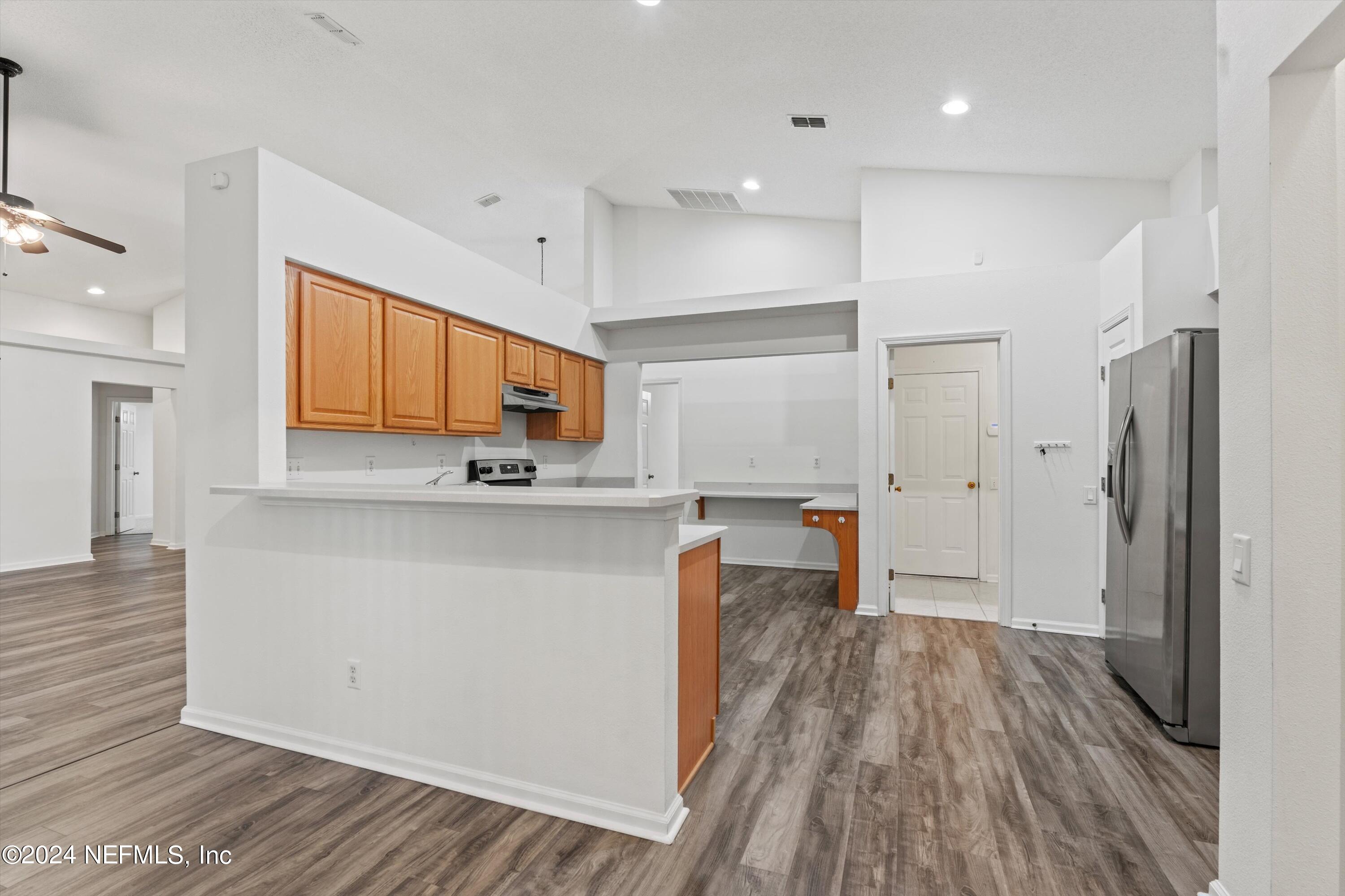 529 KERNAN MILL Lane