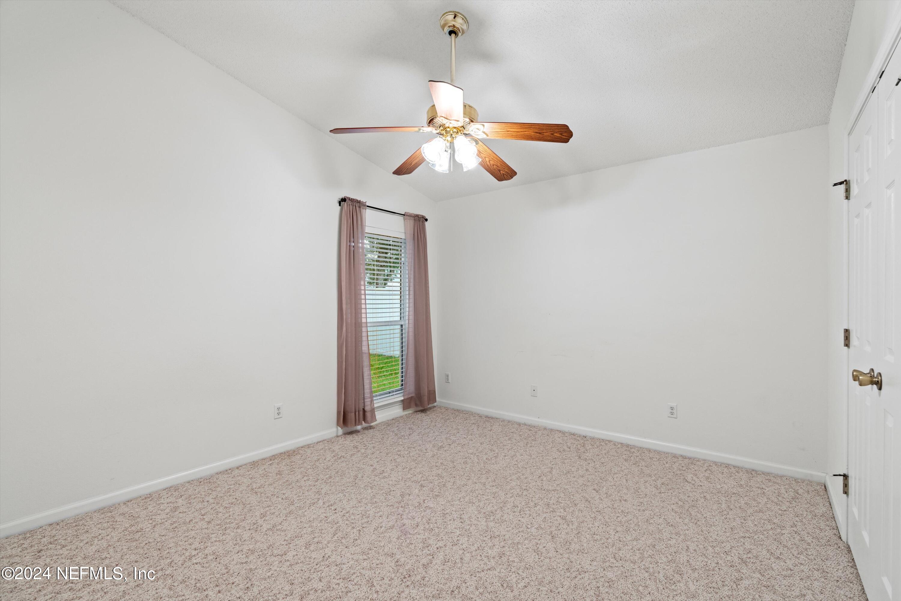 529 KERNAN MILL Lane