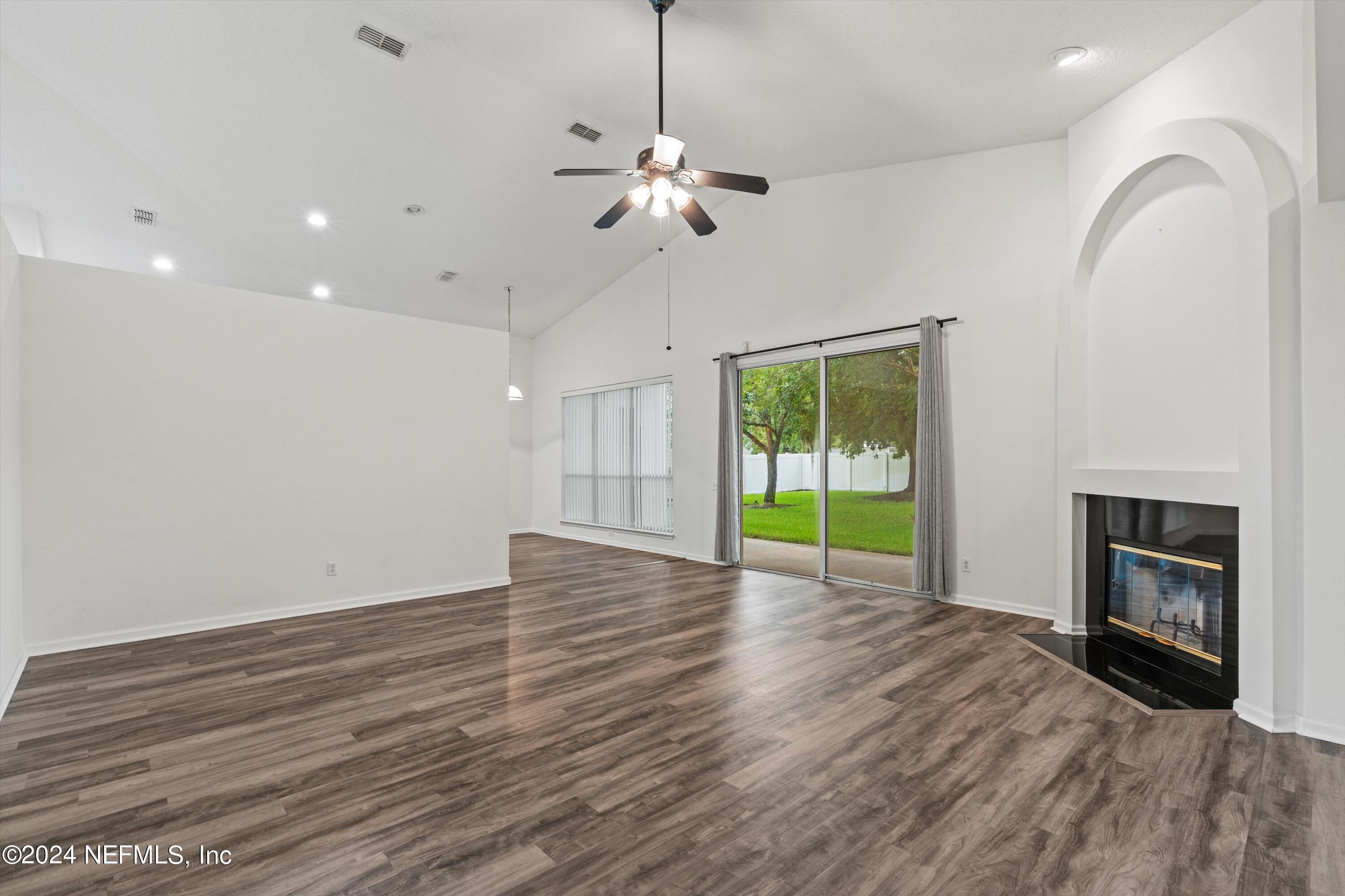 529 KERNAN MILL Lane