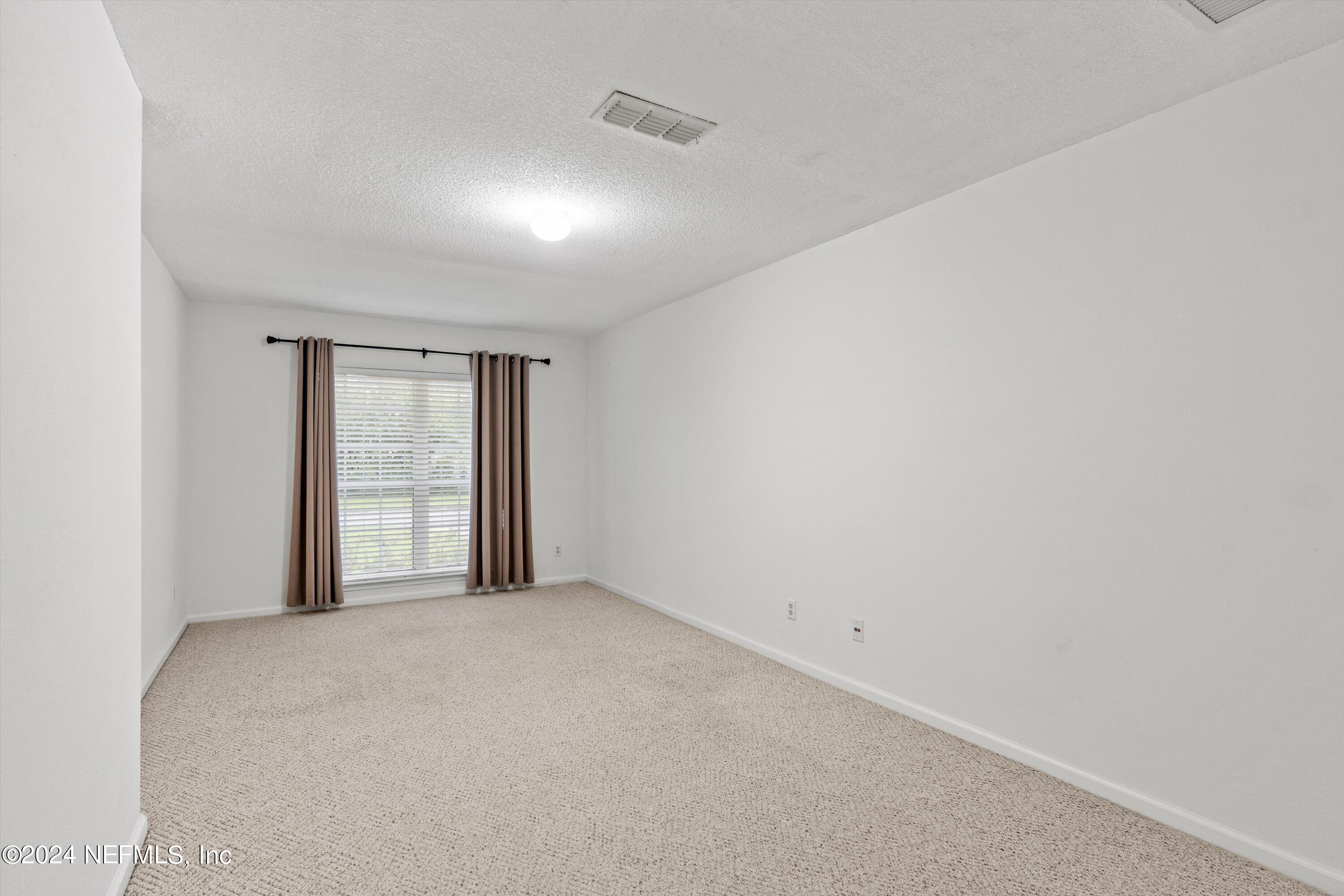 529 KERNAN MILL Lane