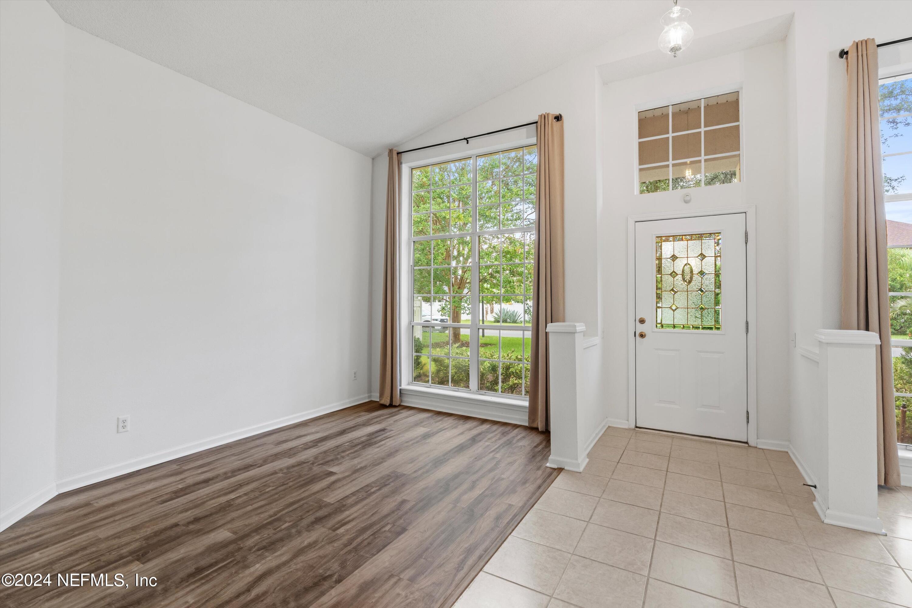 529 KERNAN MILL Lane