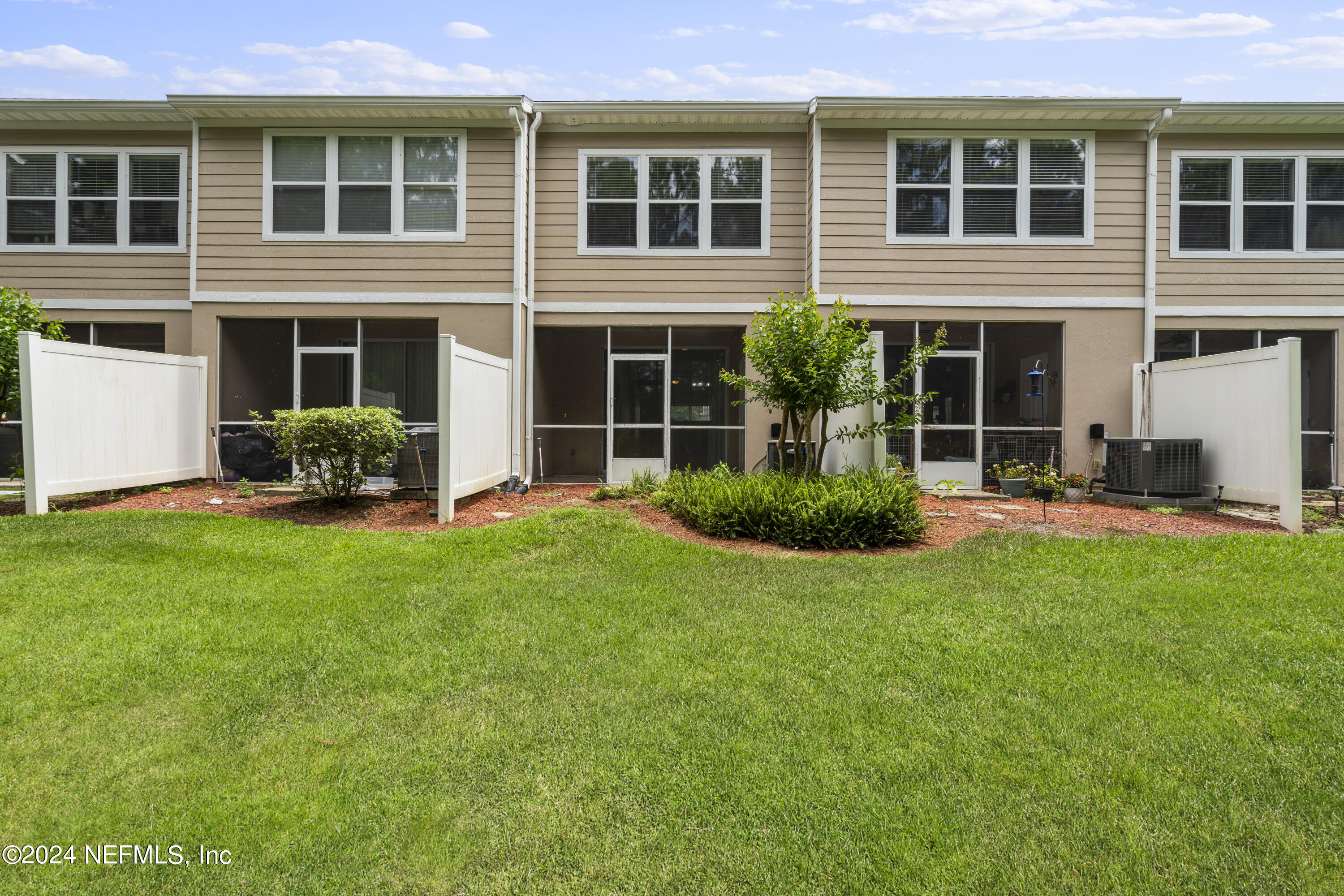 6781 ARCHING BRANCH Circle