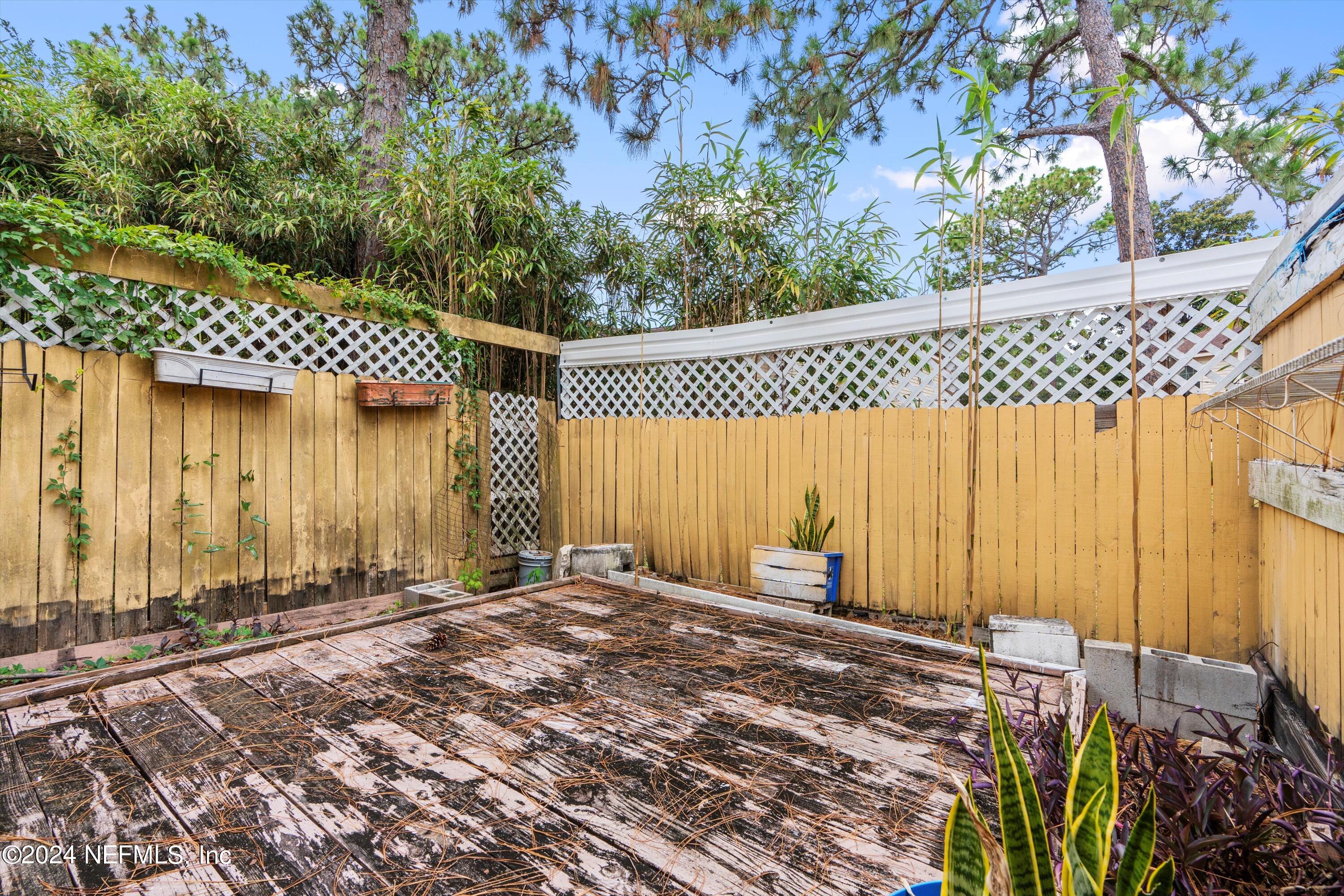 2164 DUNES WAY Drive W