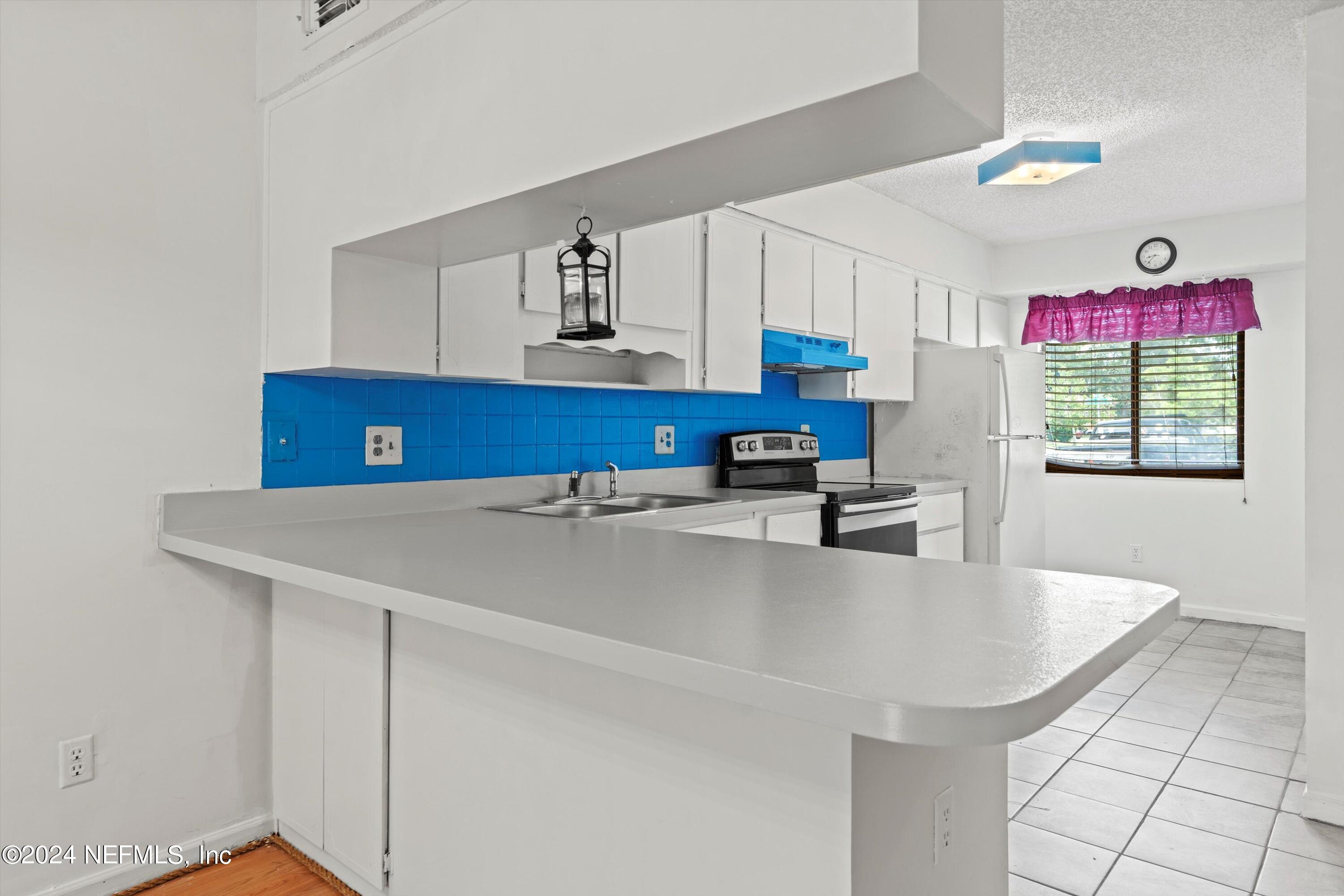 2164 DUNES WAY Drive W