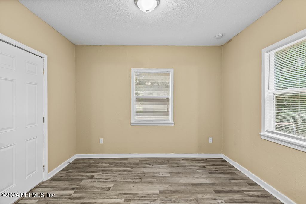 3132 COLUMBUS Avenue