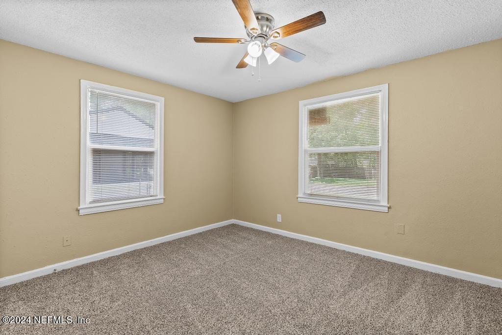 3132 COLUMBUS Avenue