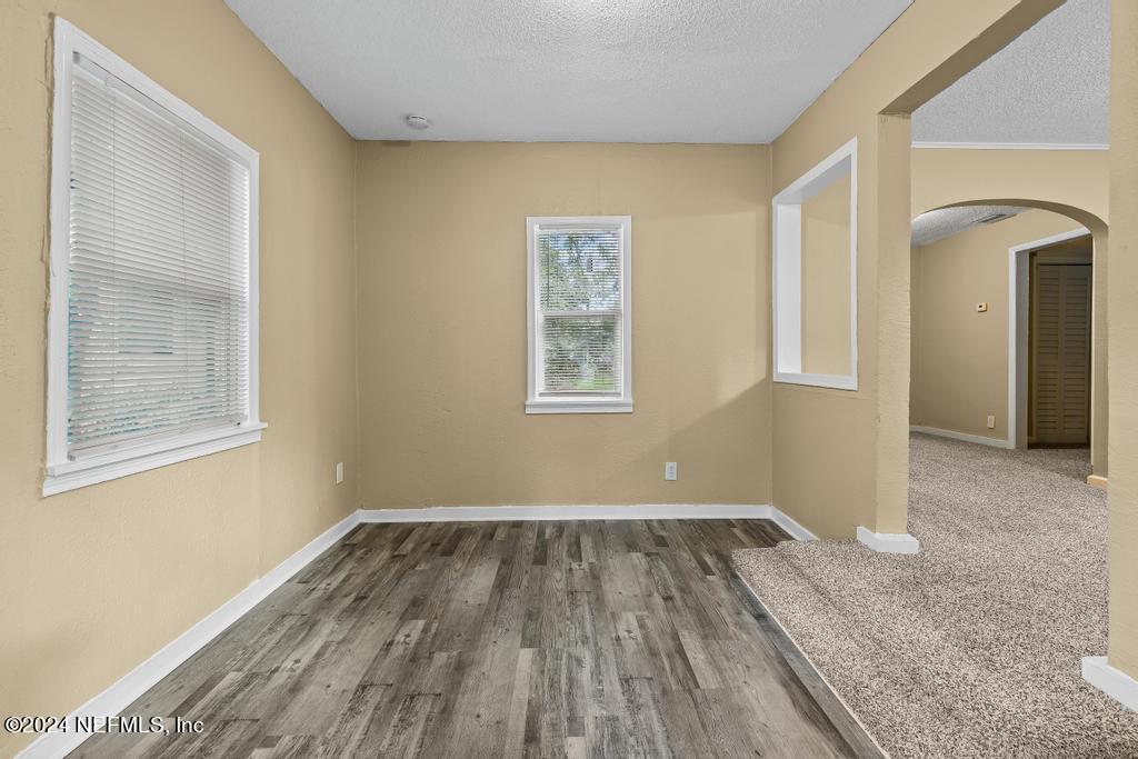 3132 COLUMBUS Avenue