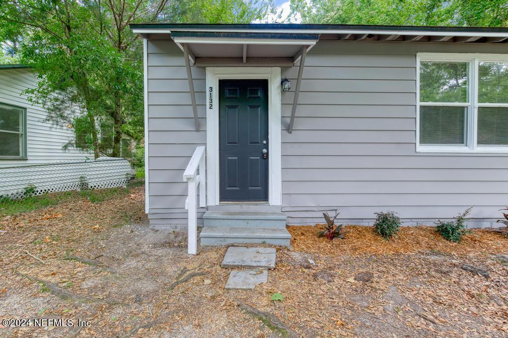 3132 COLUMBUS Avenue