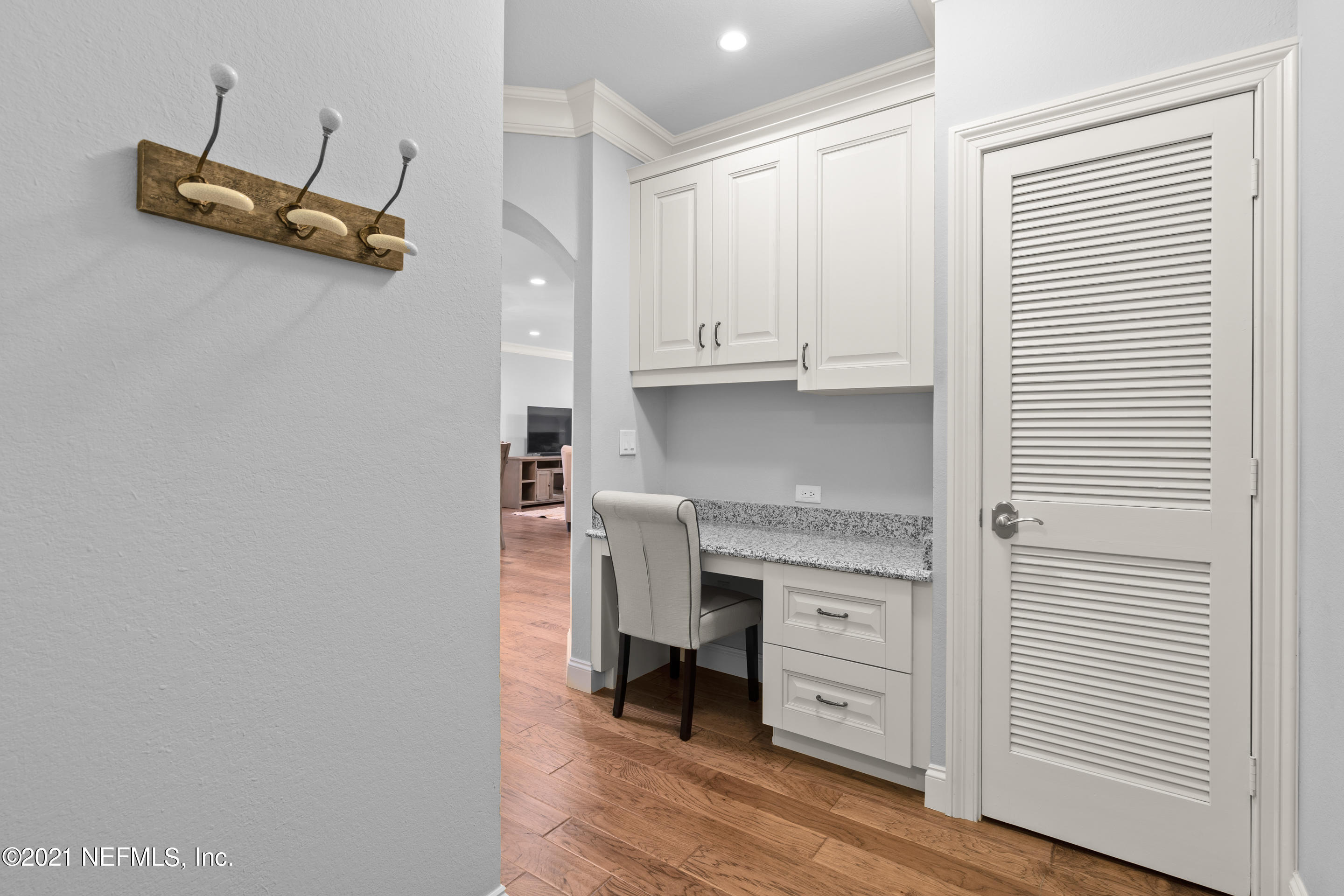 10901 BURNT MILL Road, 103