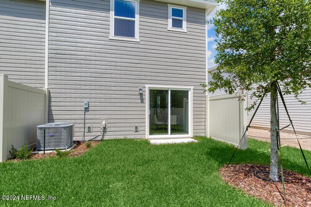 64 BEACH PALM Court
