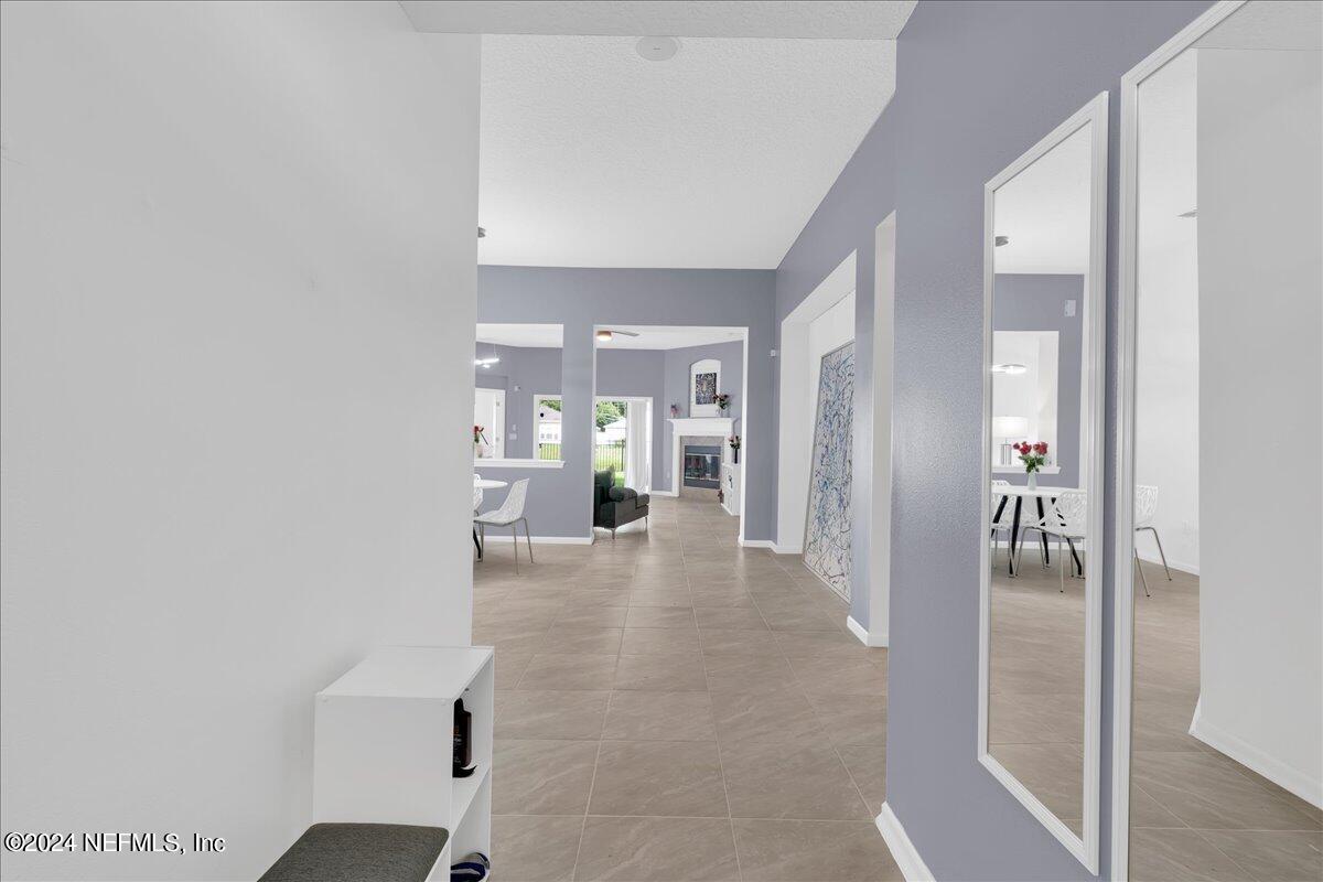 12561 WHITE CEDAR Trail