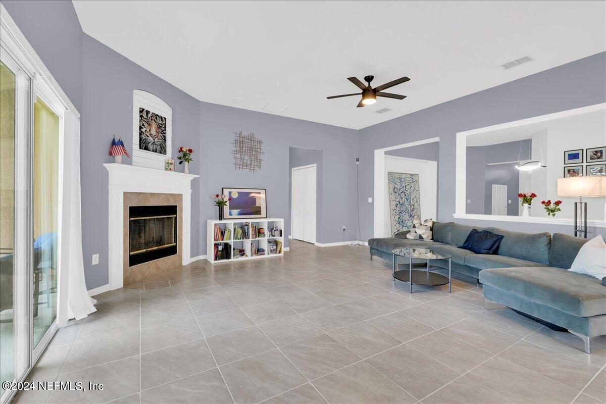 12561 WHITE CEDAR Trail