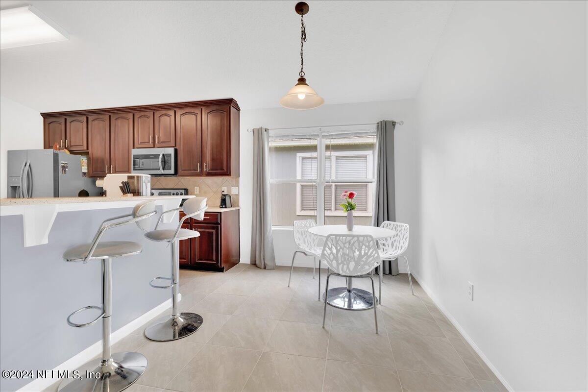 12561 WHITE CEDAR Trail