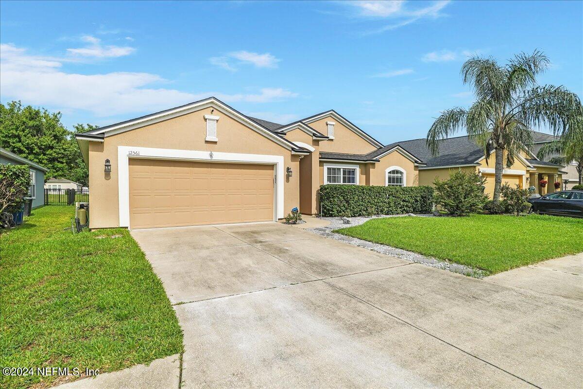 12561 WHITE CEDAR Trail