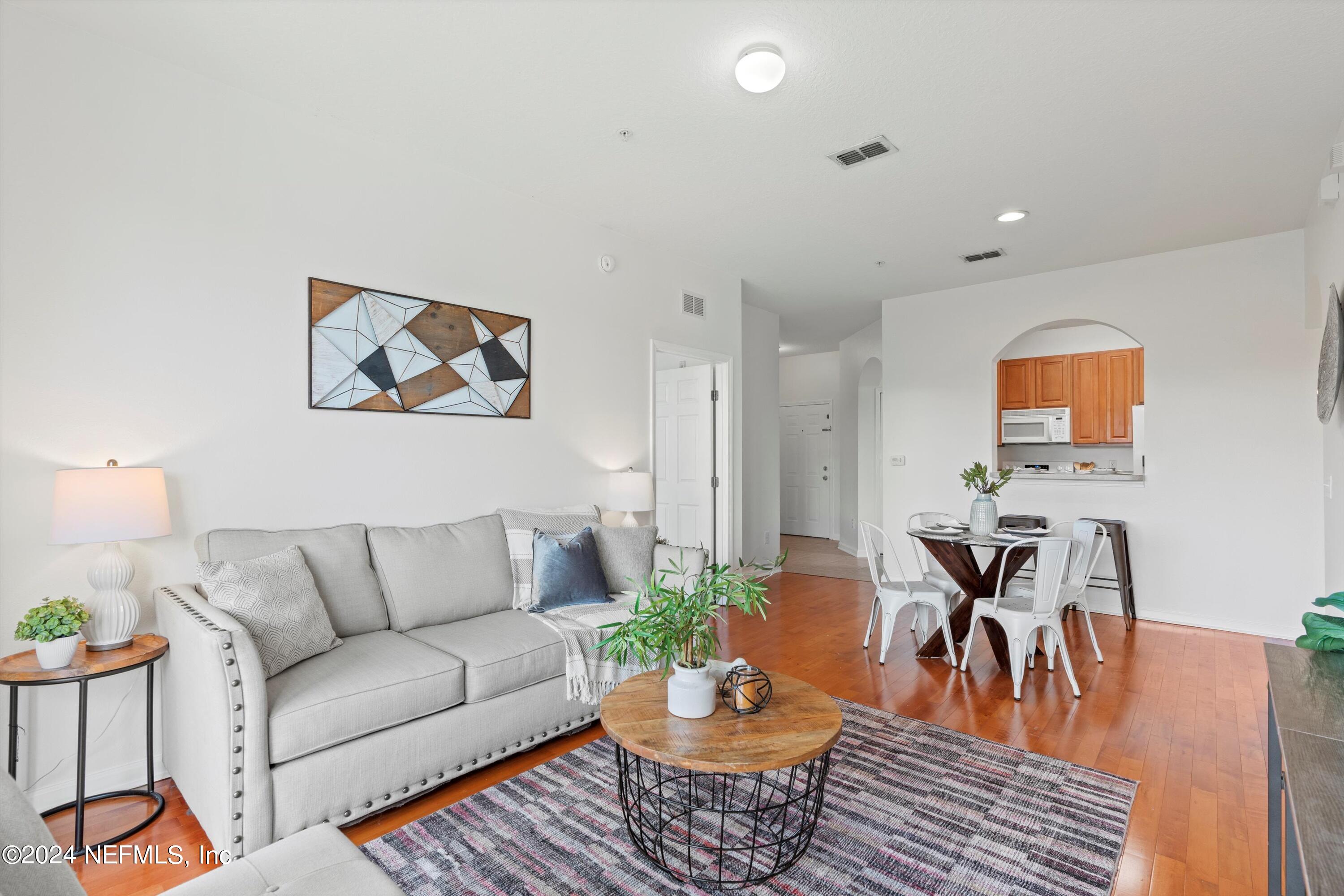 7801 POINT MEADOWS Drive, 2407