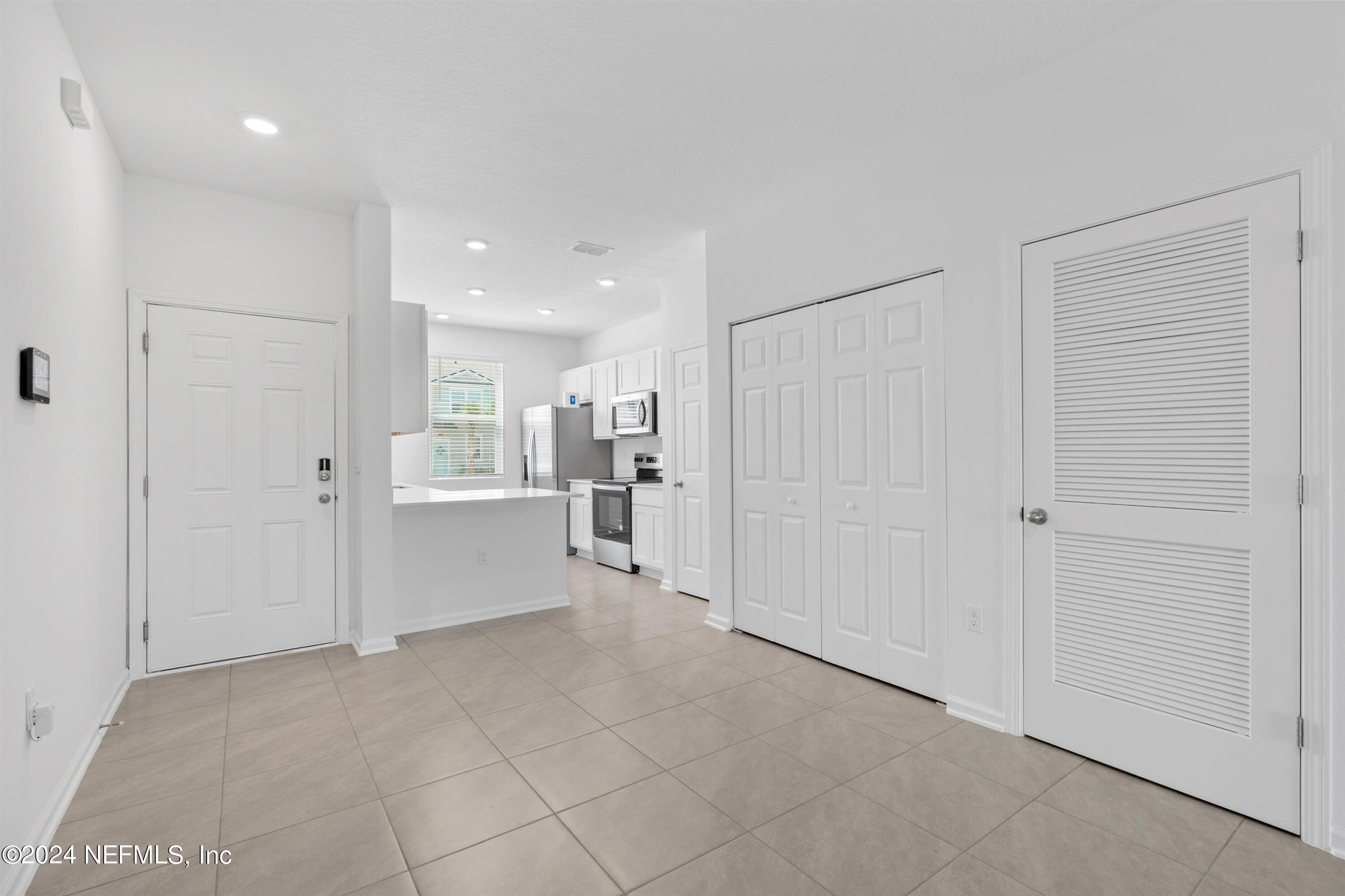 192 ELMHURST Lane