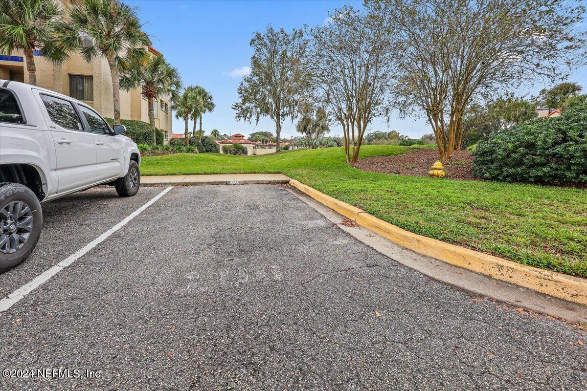 3820 LAVISTA Circle, 106