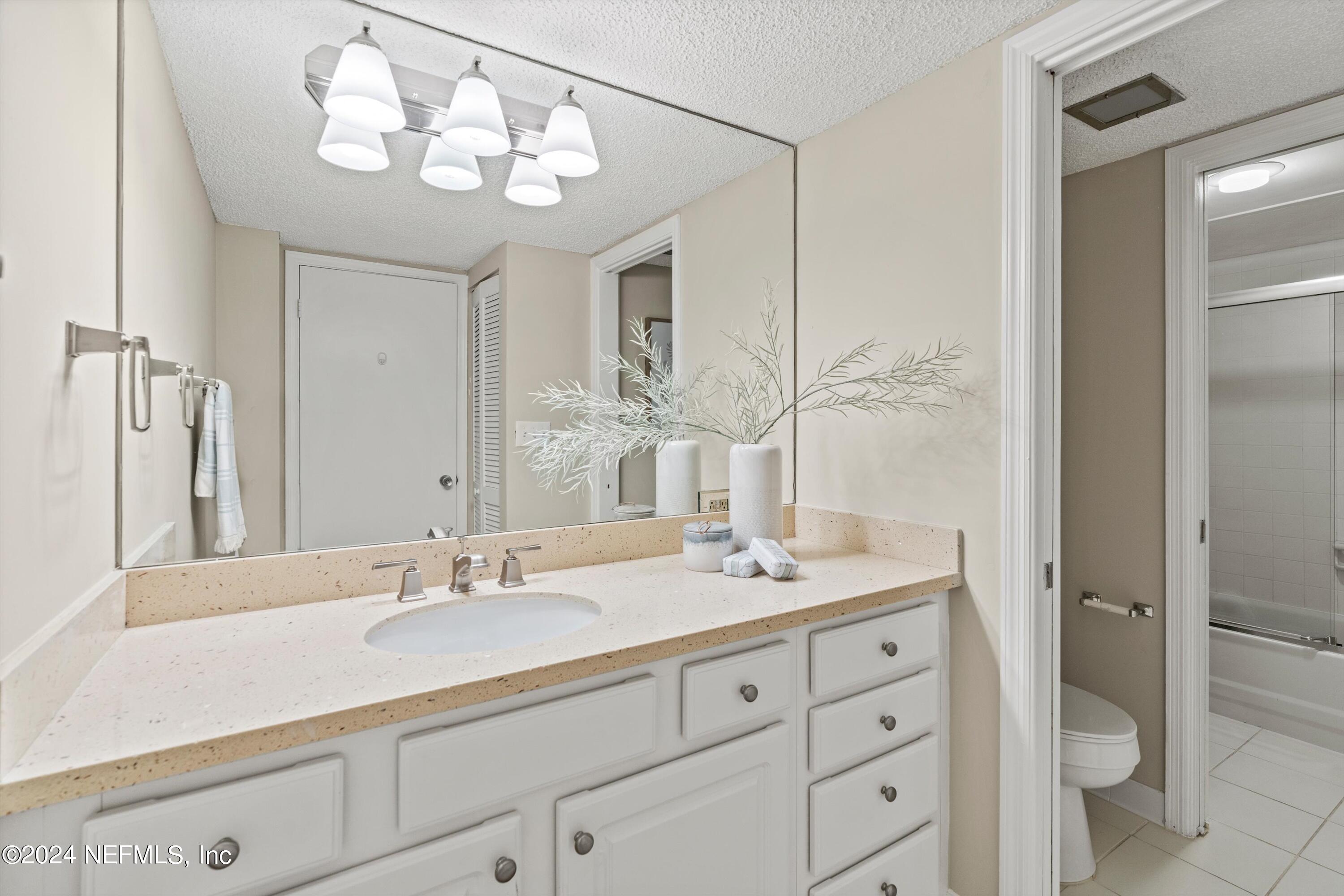 1901 1ST Street N, 1304