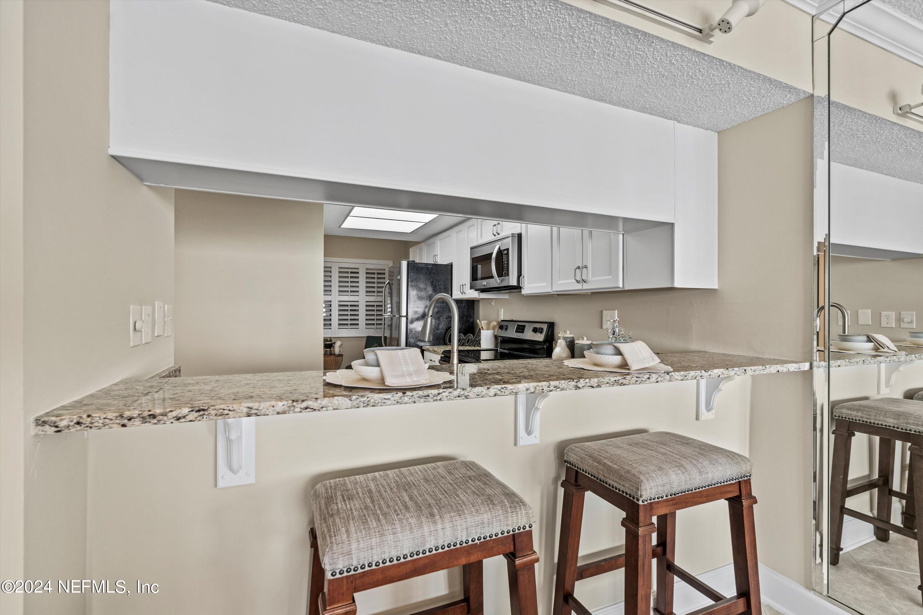 1901 1ST Street N, 1304