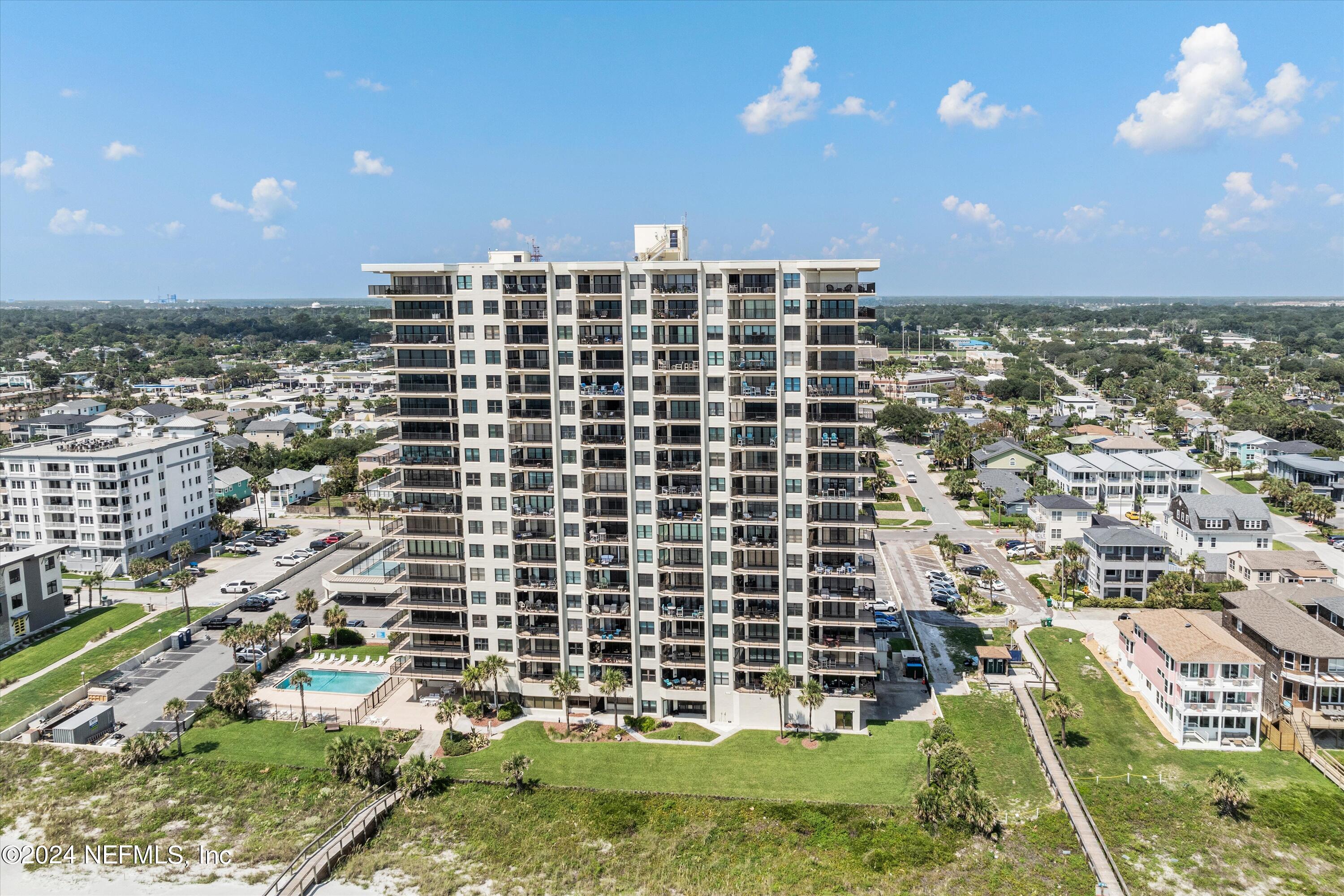 1901 1ST Street N, 1304