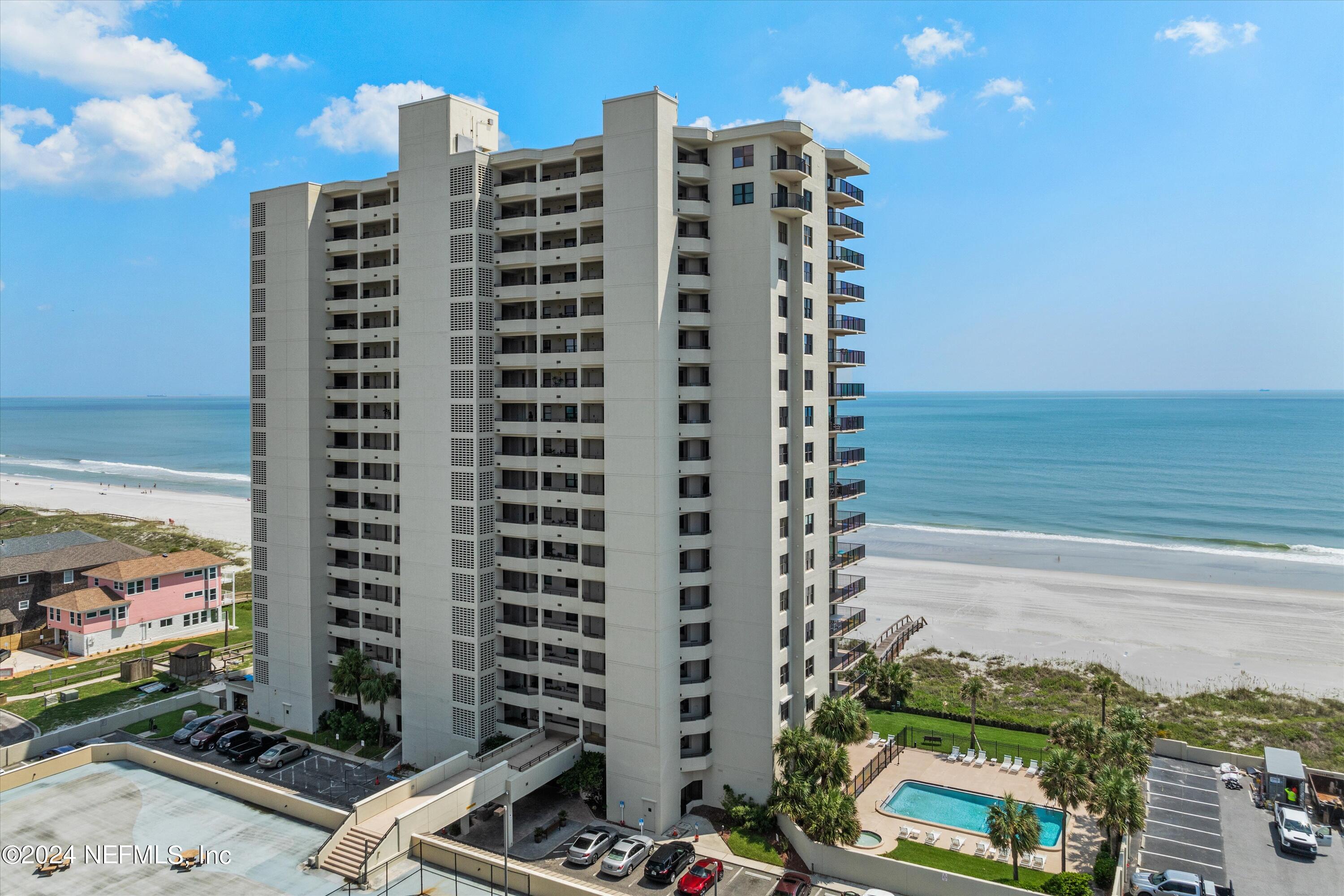 1901 1ST Street N, 1304