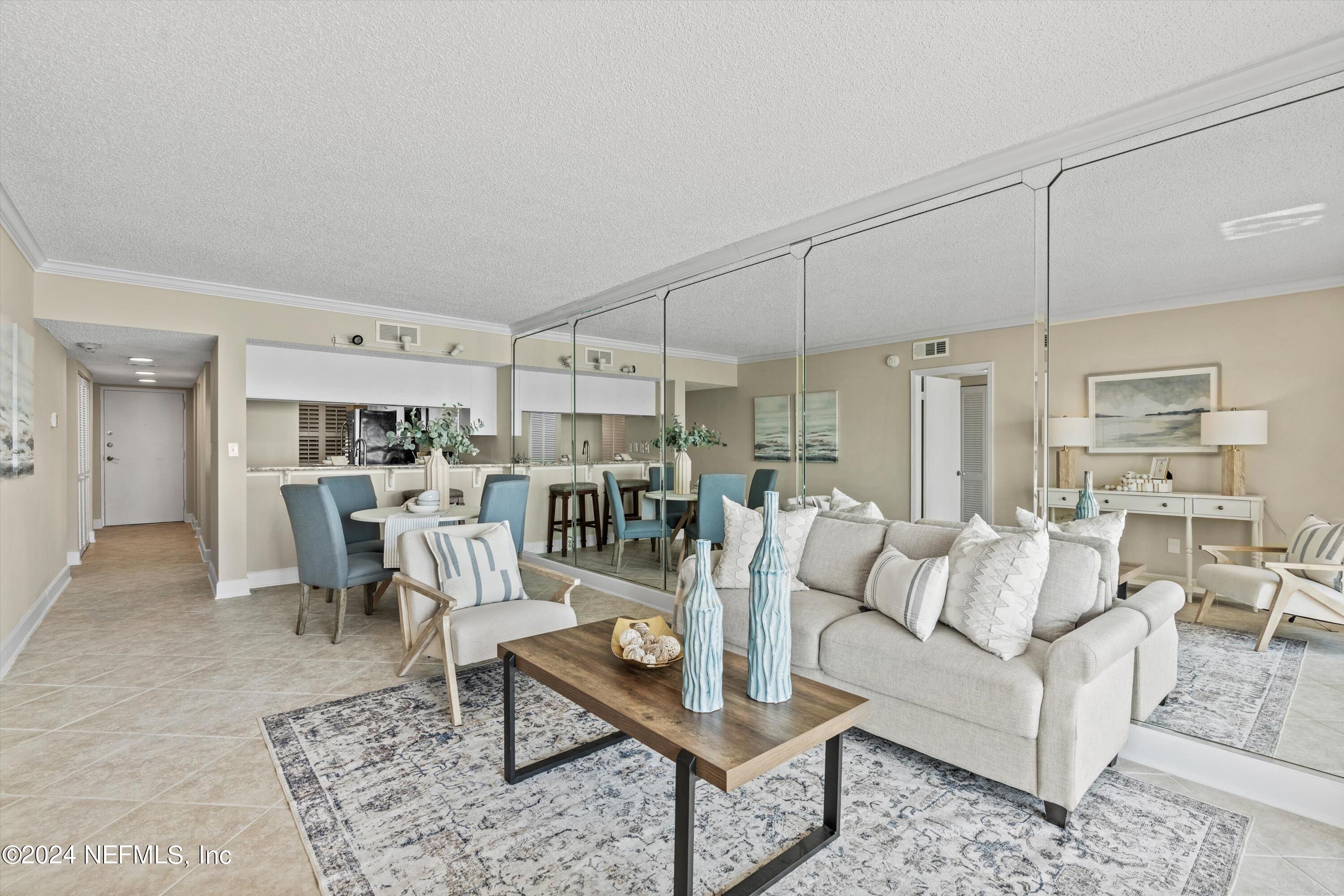 1901 1ST Street N, 1304