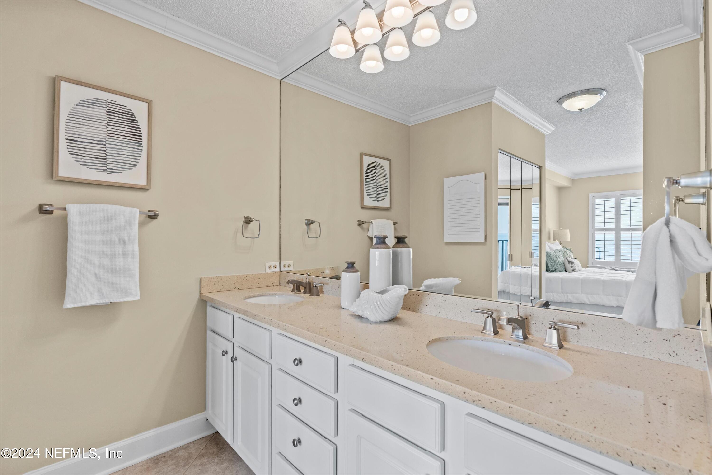 1901 1ST Street N, 1304