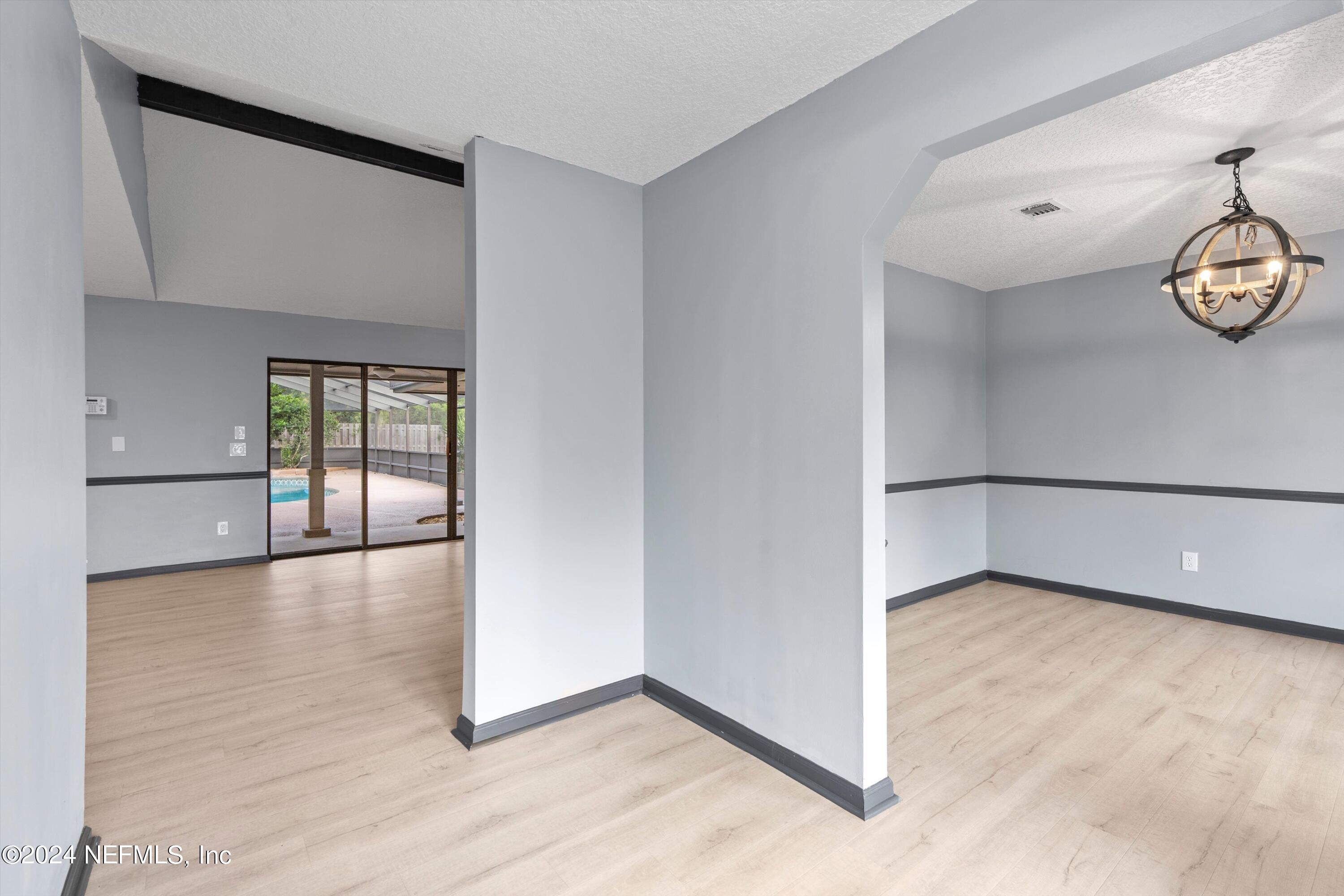 345 PERTHSHIRE Drive