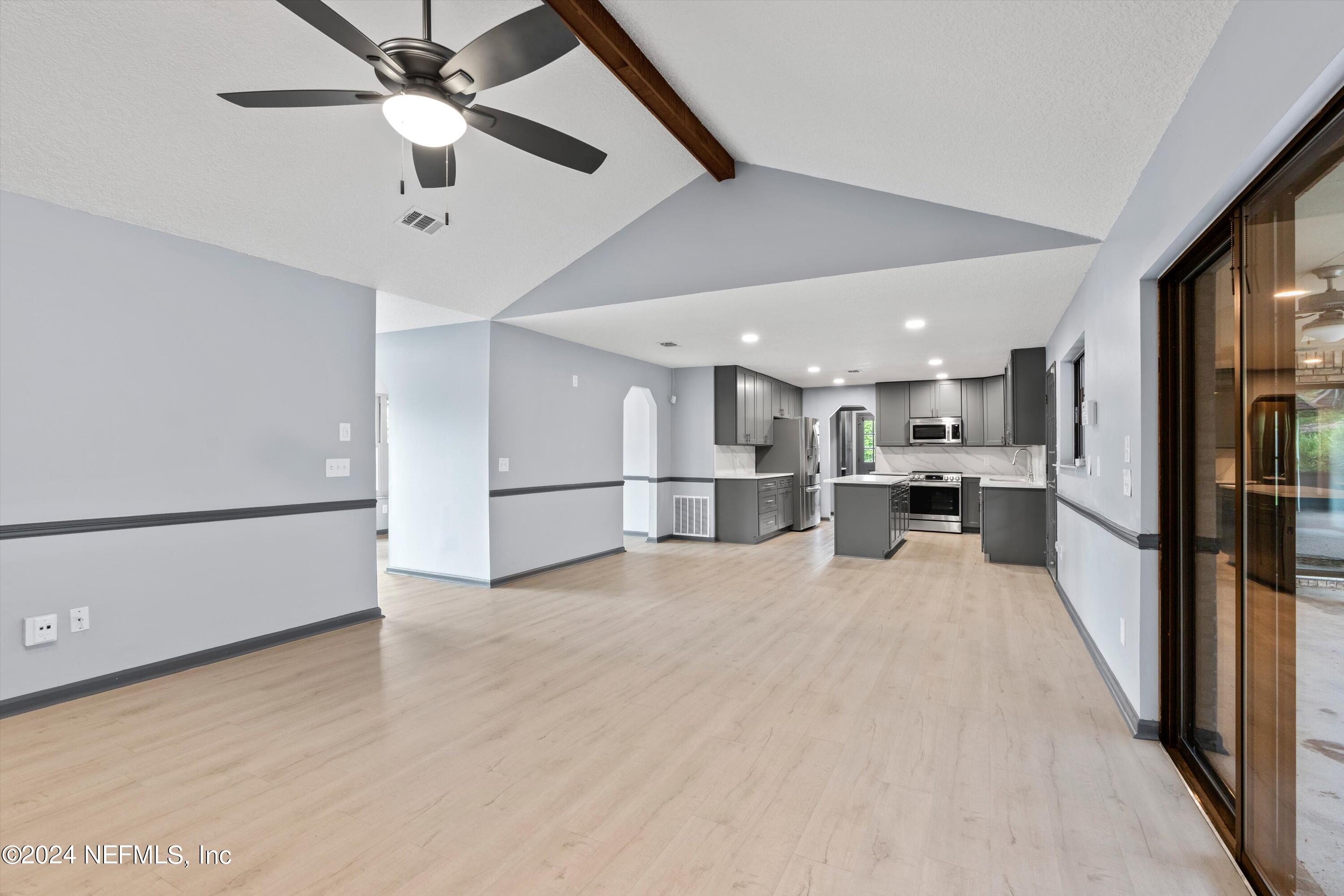 345 PERTHSHIRE Drive