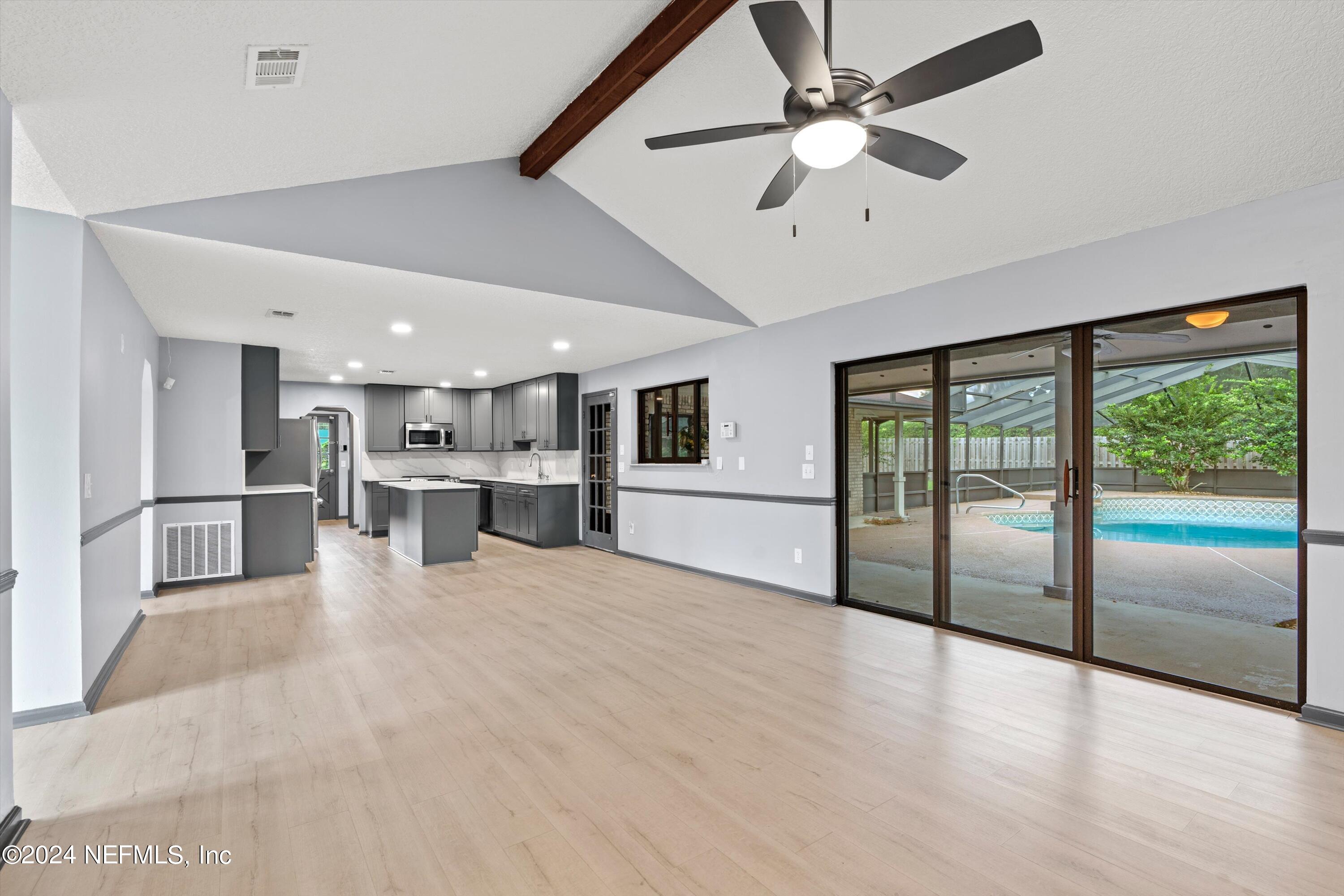 345 PERTHSHIRE Drive