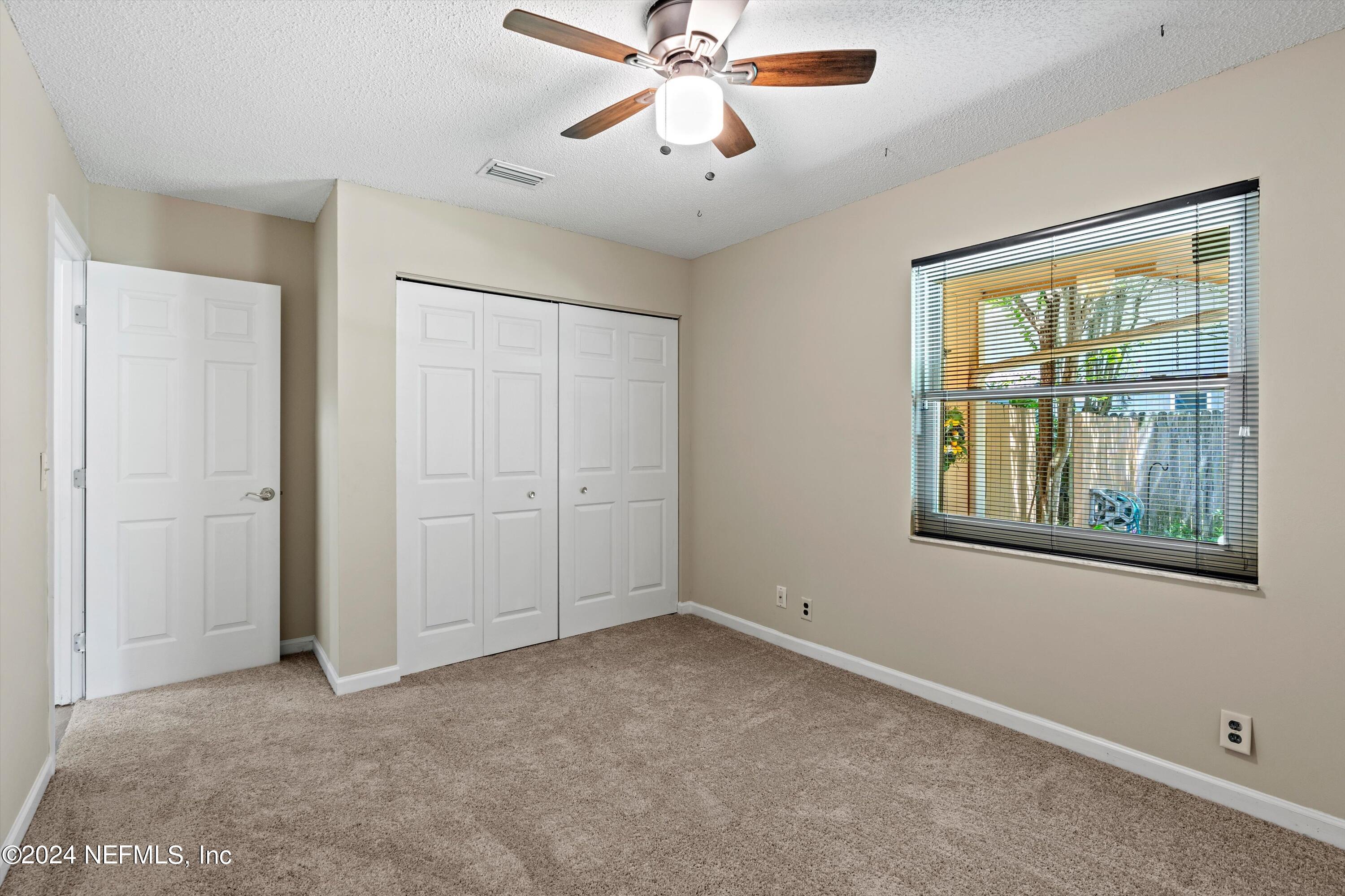 551 LORING Avenue