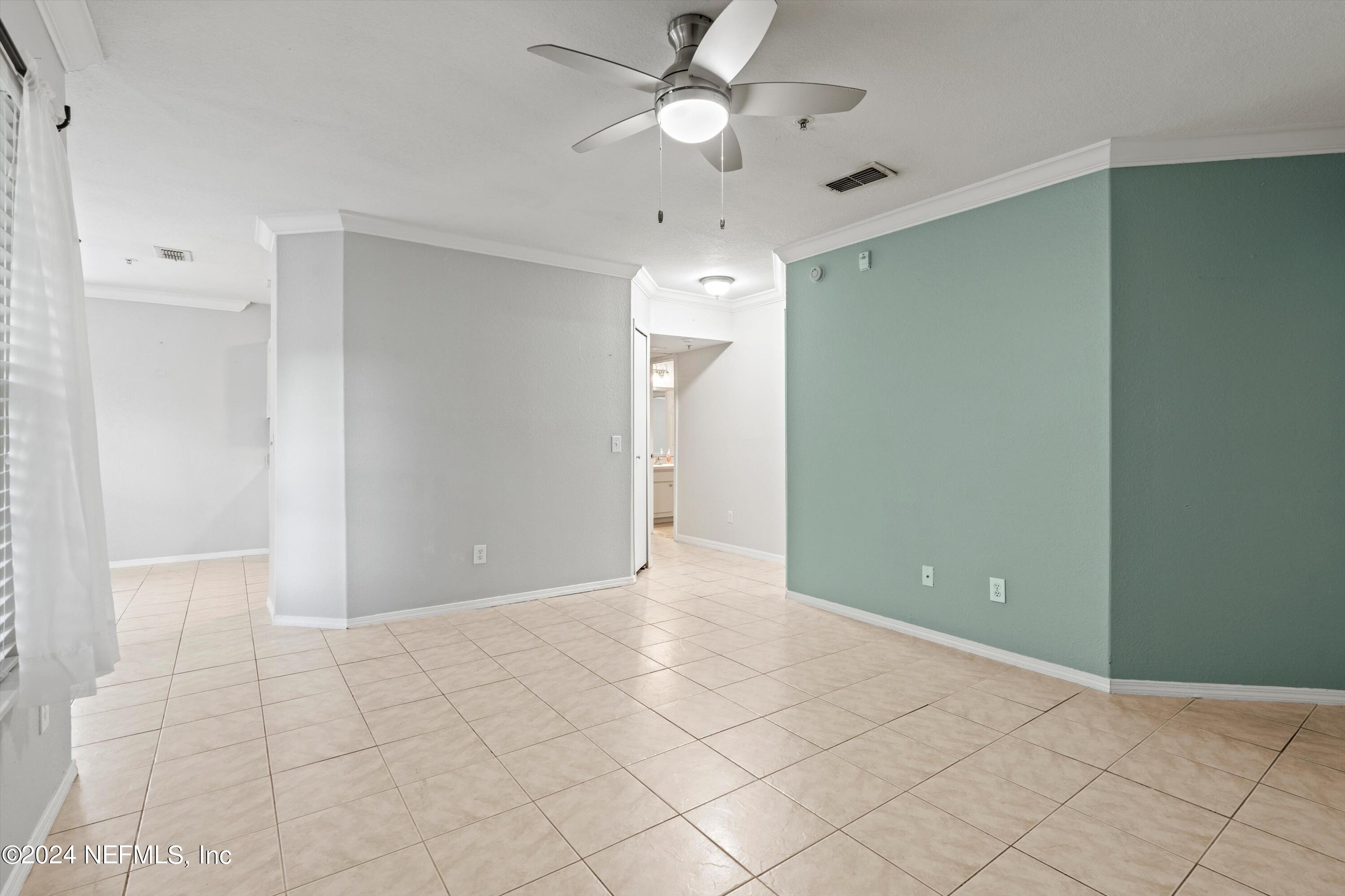 1701 THE GREENS Way, 1515