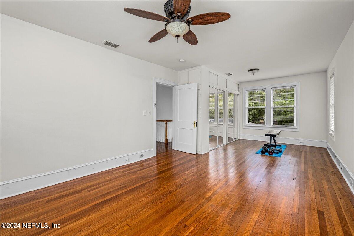 1485 AVONDALE Avenue