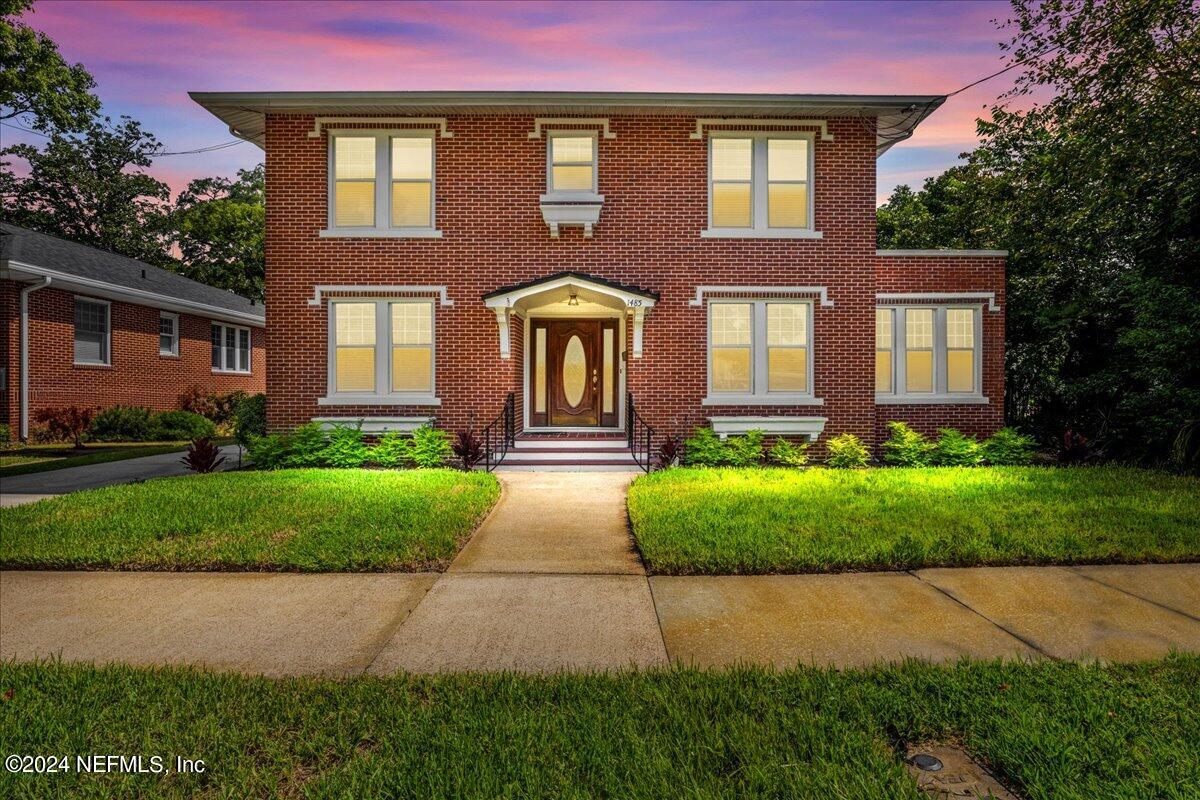 1485 AVONDALE Avenue