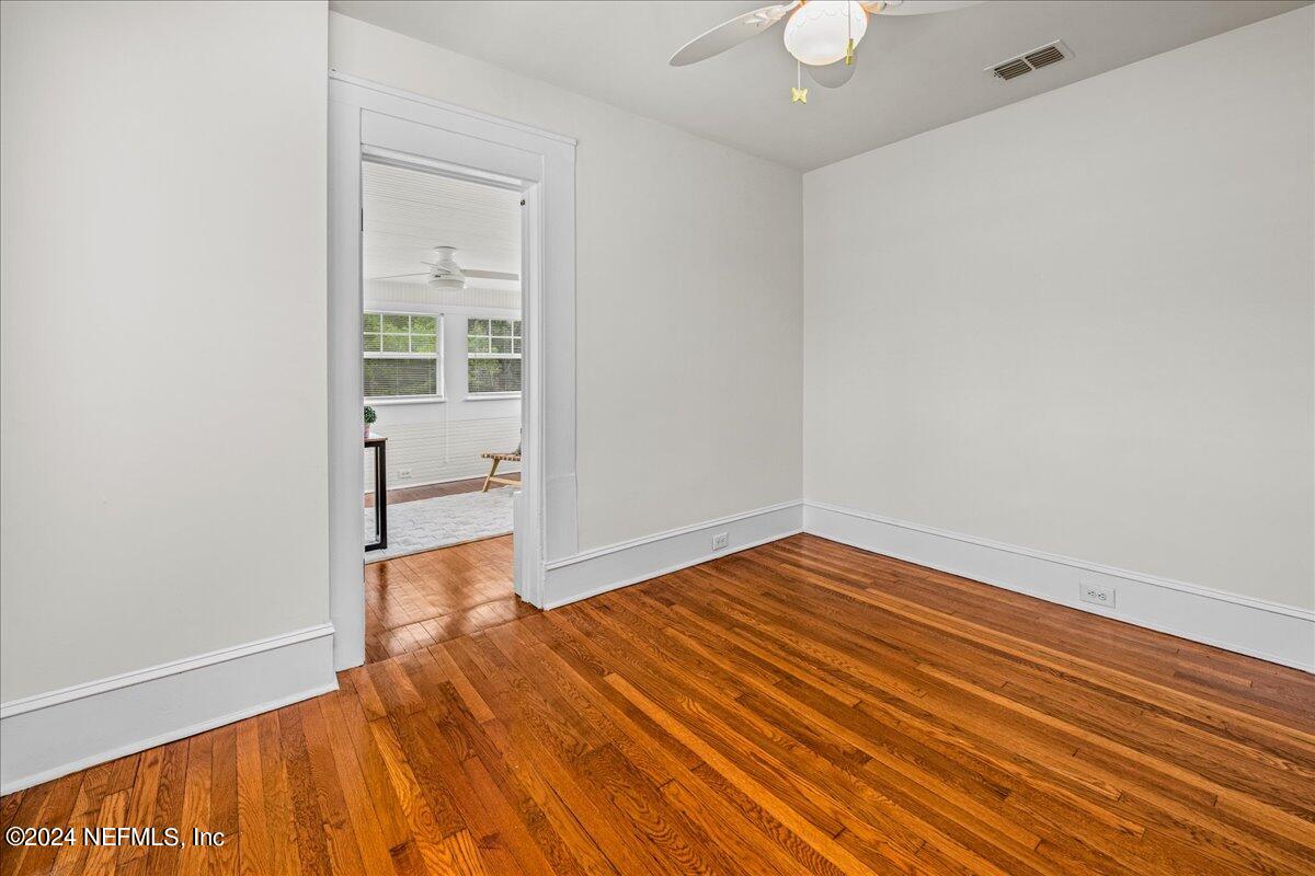 1485 AVONDALE Avenue