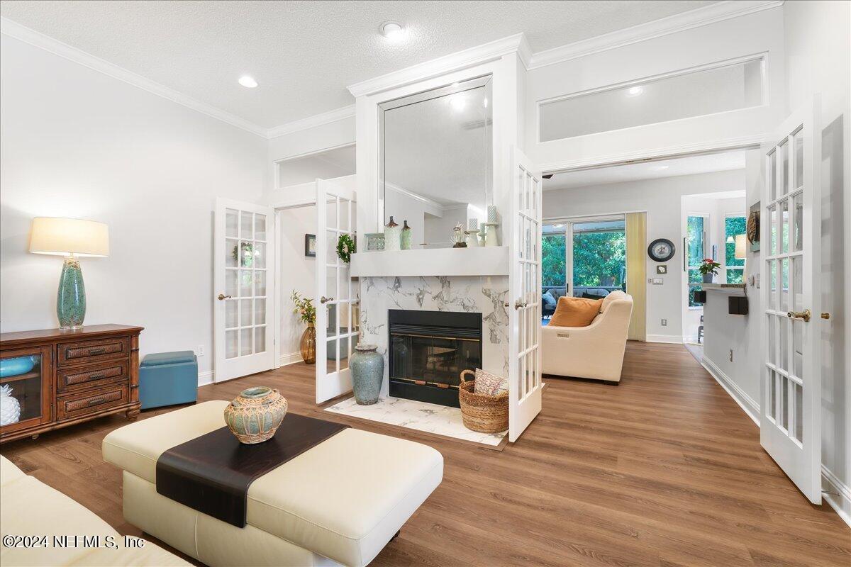 4119 RICHMOND PARK Drive E